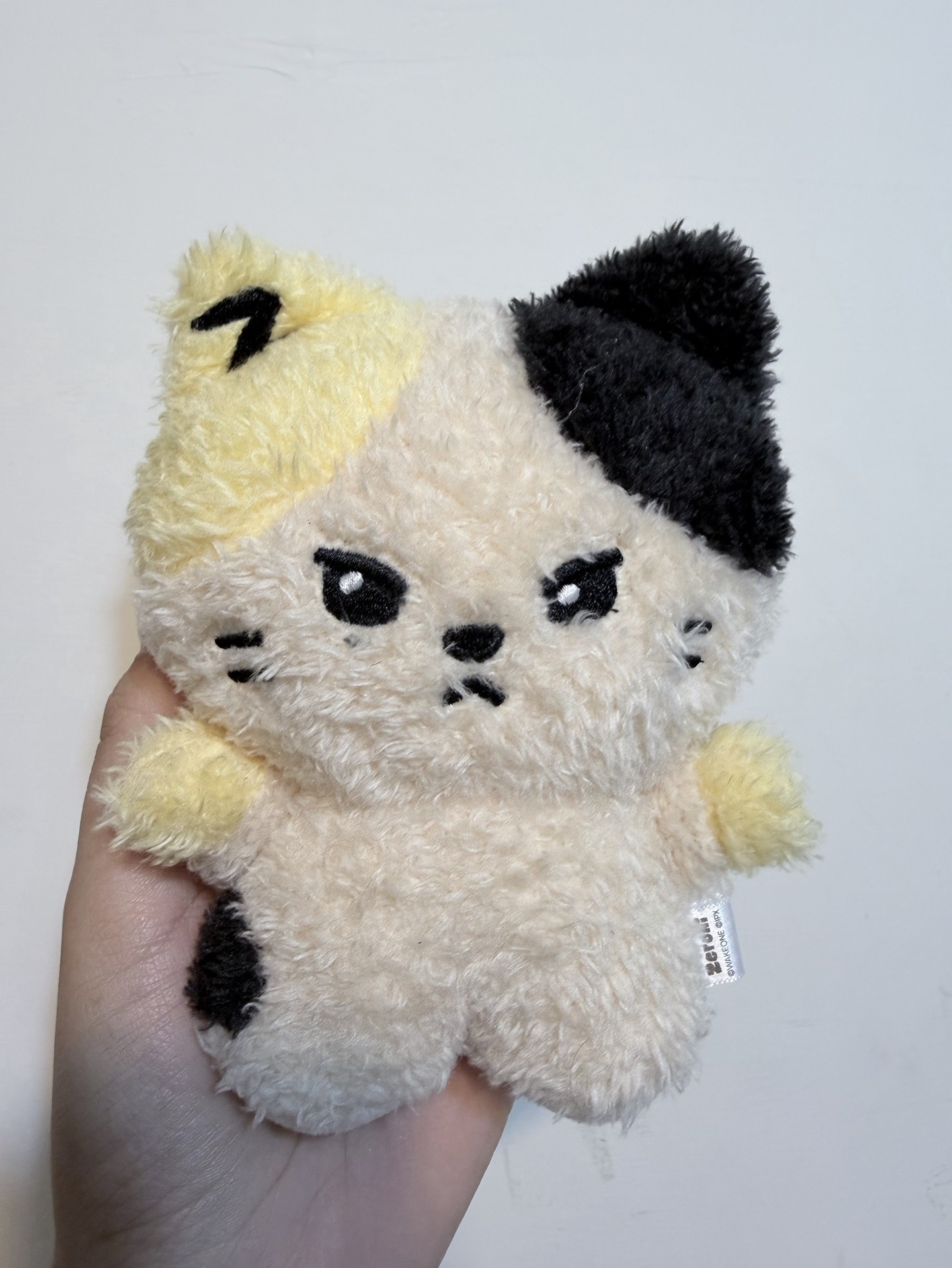 Zb1 rinini 鋭尼尼 行動電源娃