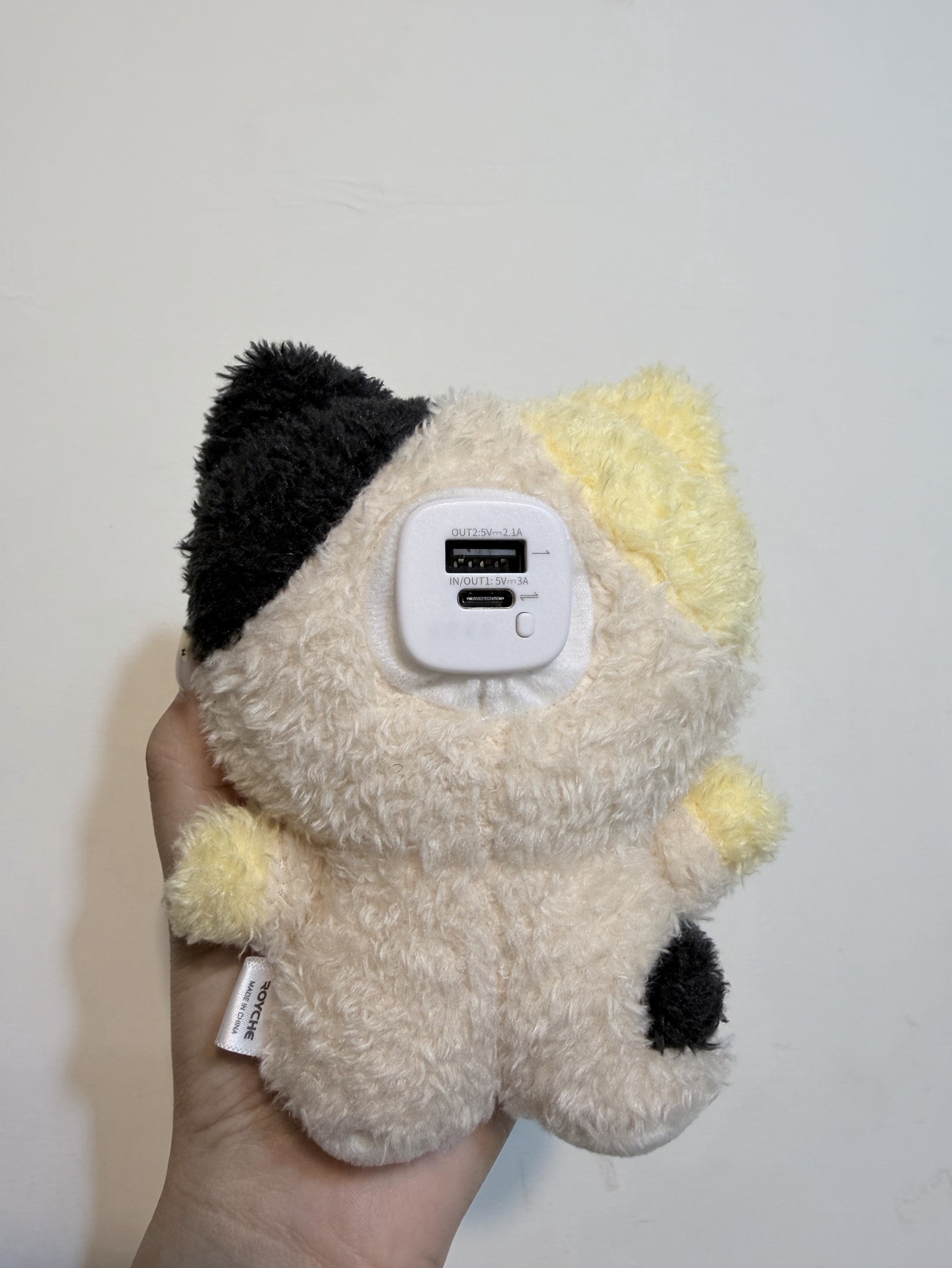 Zb1 rinini 鋭尼尼 行動電源娃