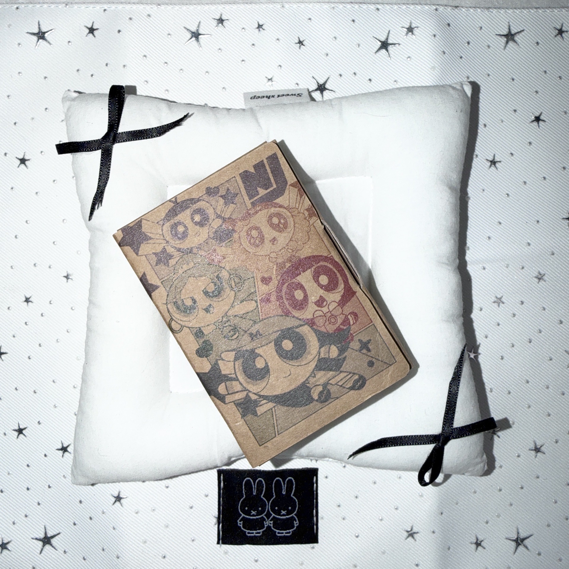 ⚪️How Sweet 電子專 全專（10張小卡）皆已套卡膜 