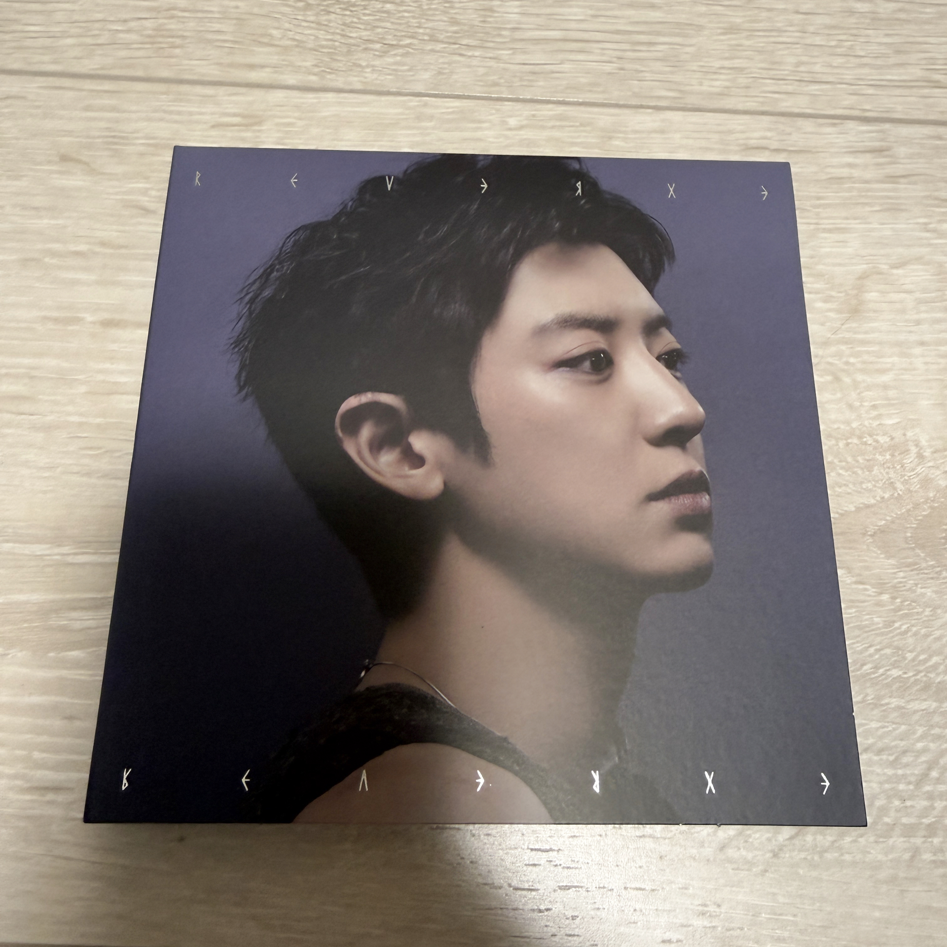 EXO 八輯燦烈單封空專