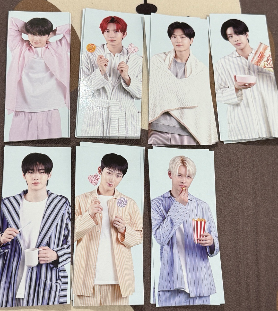 ENHYPEN WORLD 書籤卡 固配