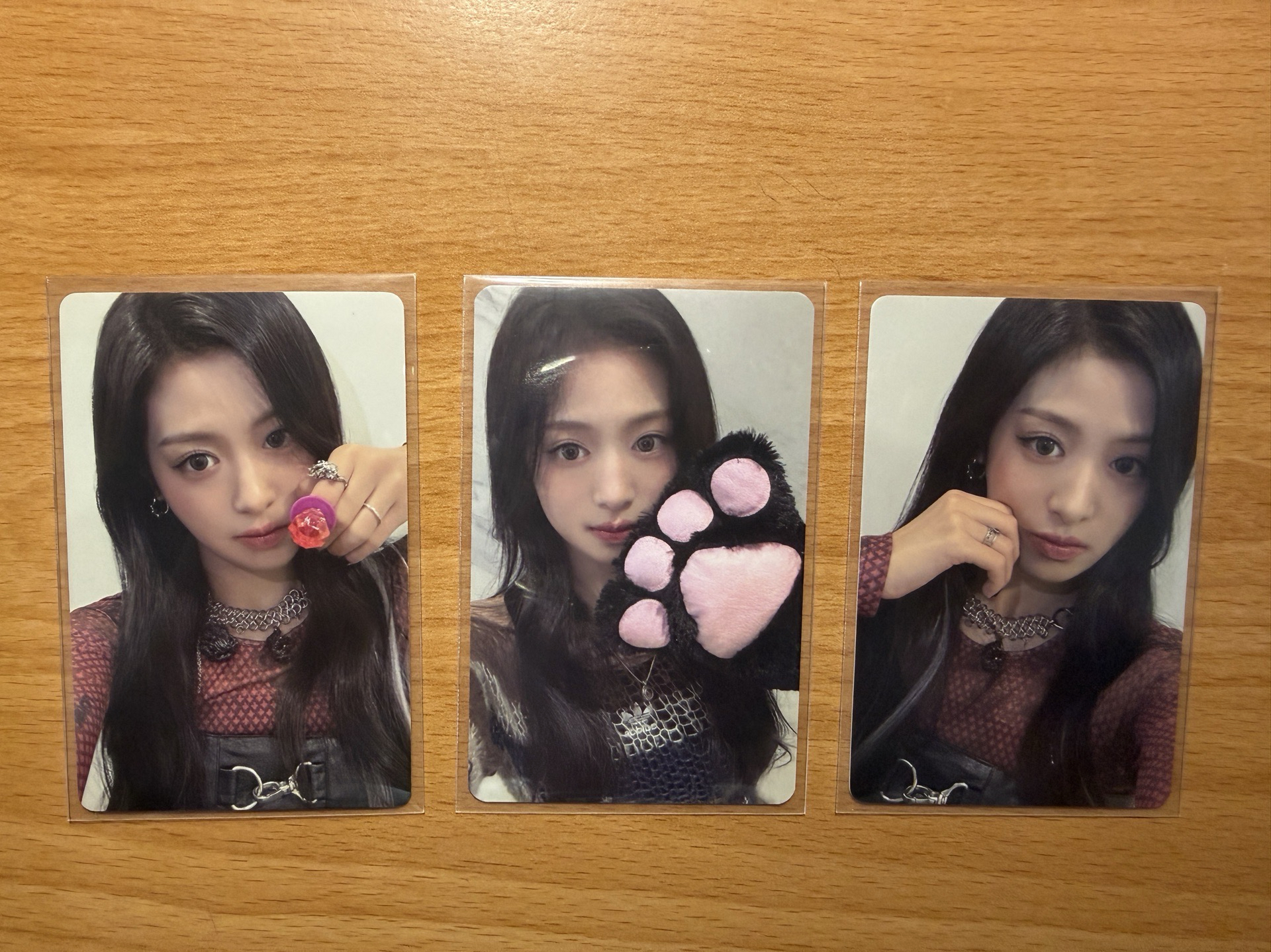 雅賢 玫瑰日 戒指 捏臉 貓爪  三張不拆