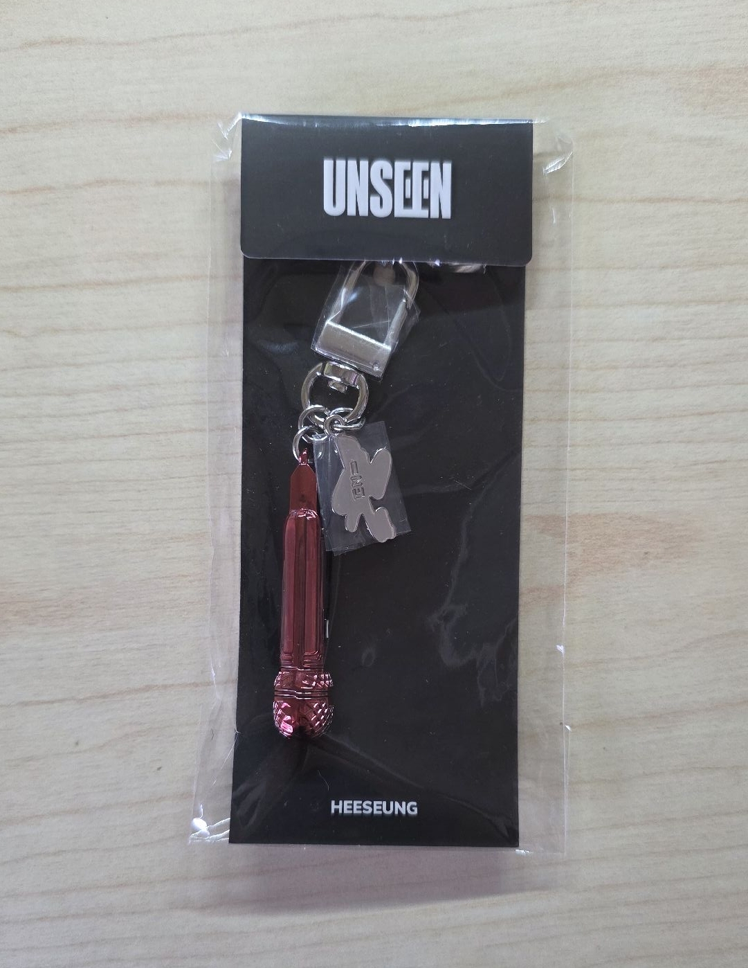 李羲承 unseen 麥克風吊飾