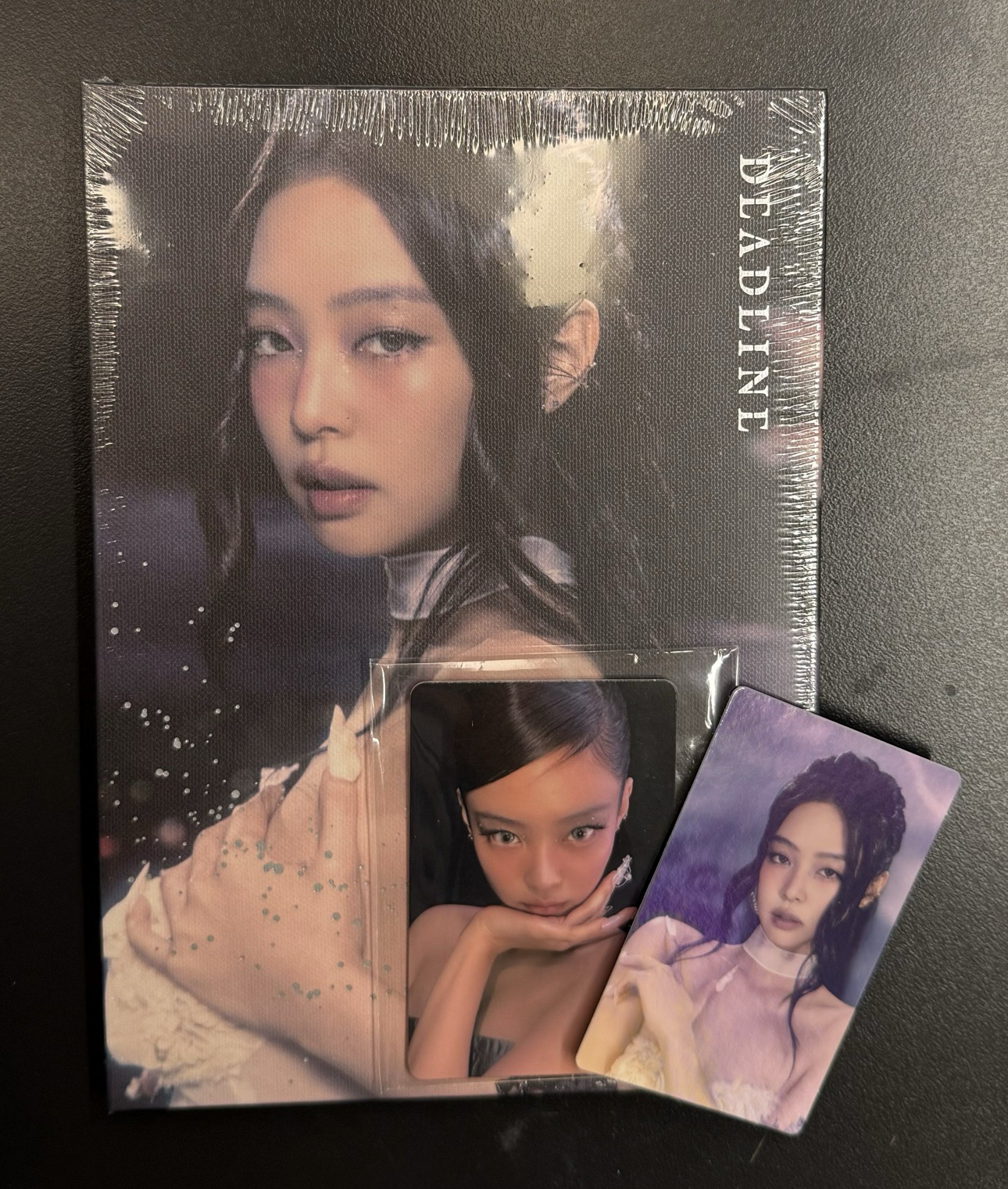 JENNIE [DEADLINE] SILVER Ver. 預售卡+幸運卡