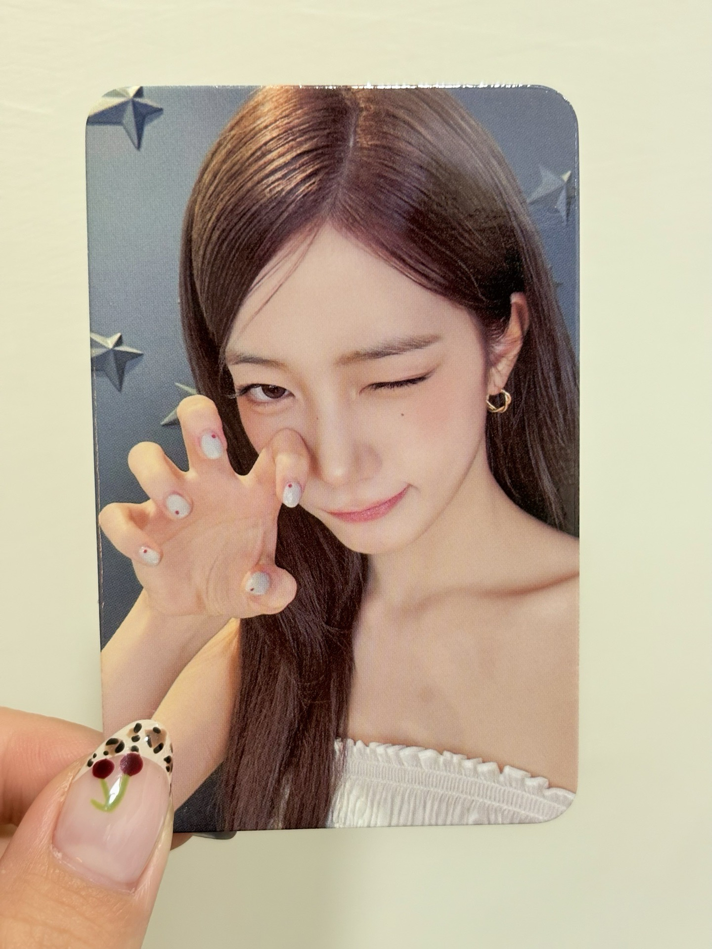 Le sserafim Hello82音源葉