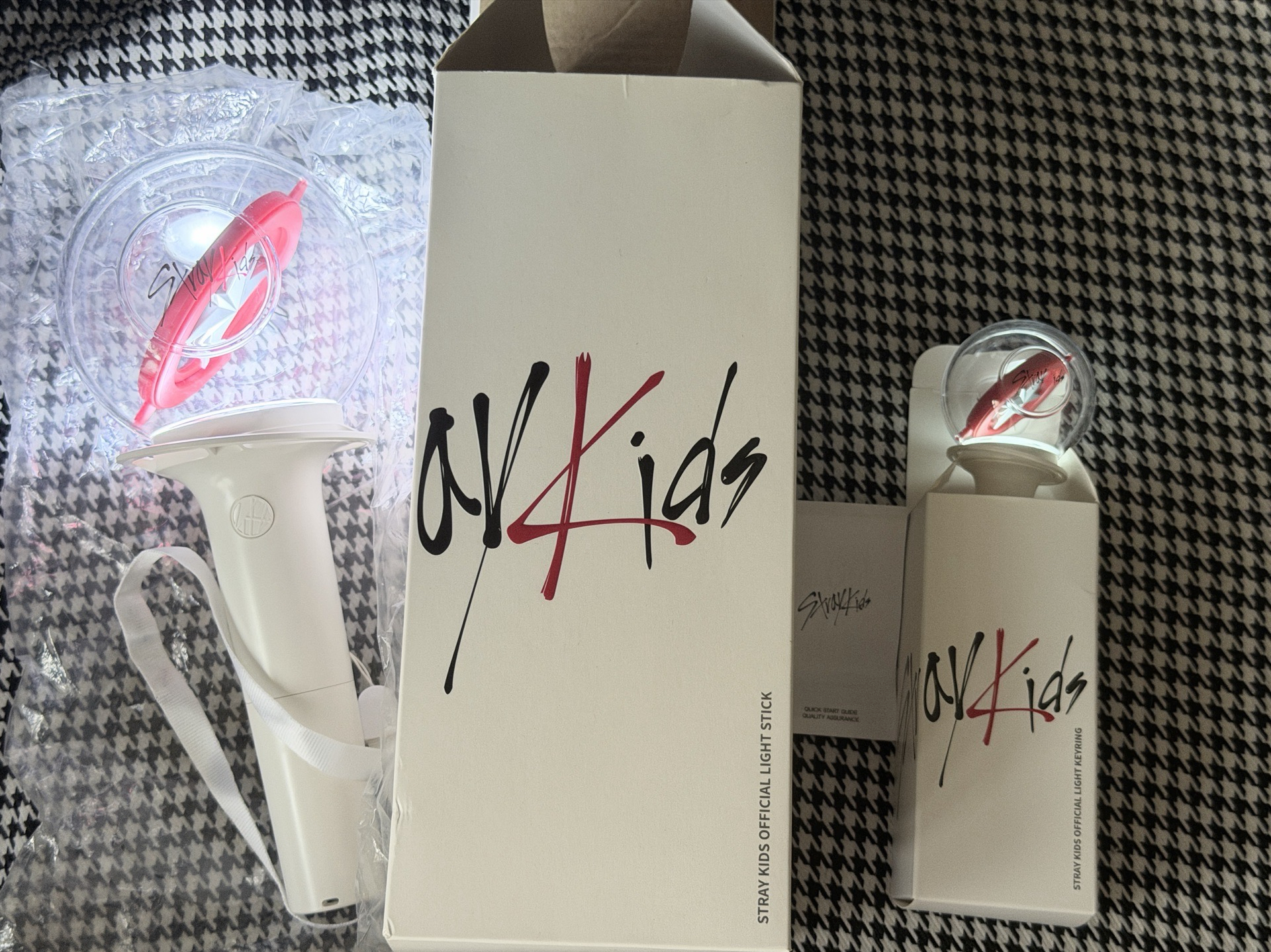 （現貨 一日內寄出）straykids 一代小手燈+大手燈 應援棒