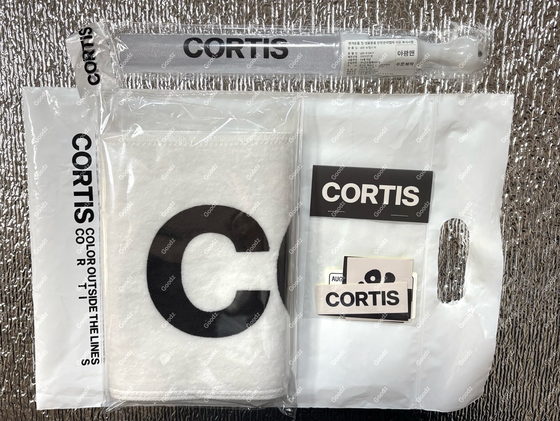 CORTIS SC逆應援 毛巾、手燈、貼紙