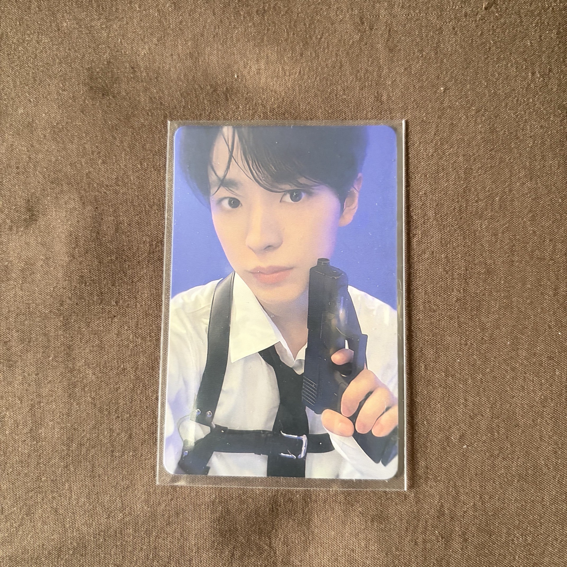 log in 隱藏卡（綁物）