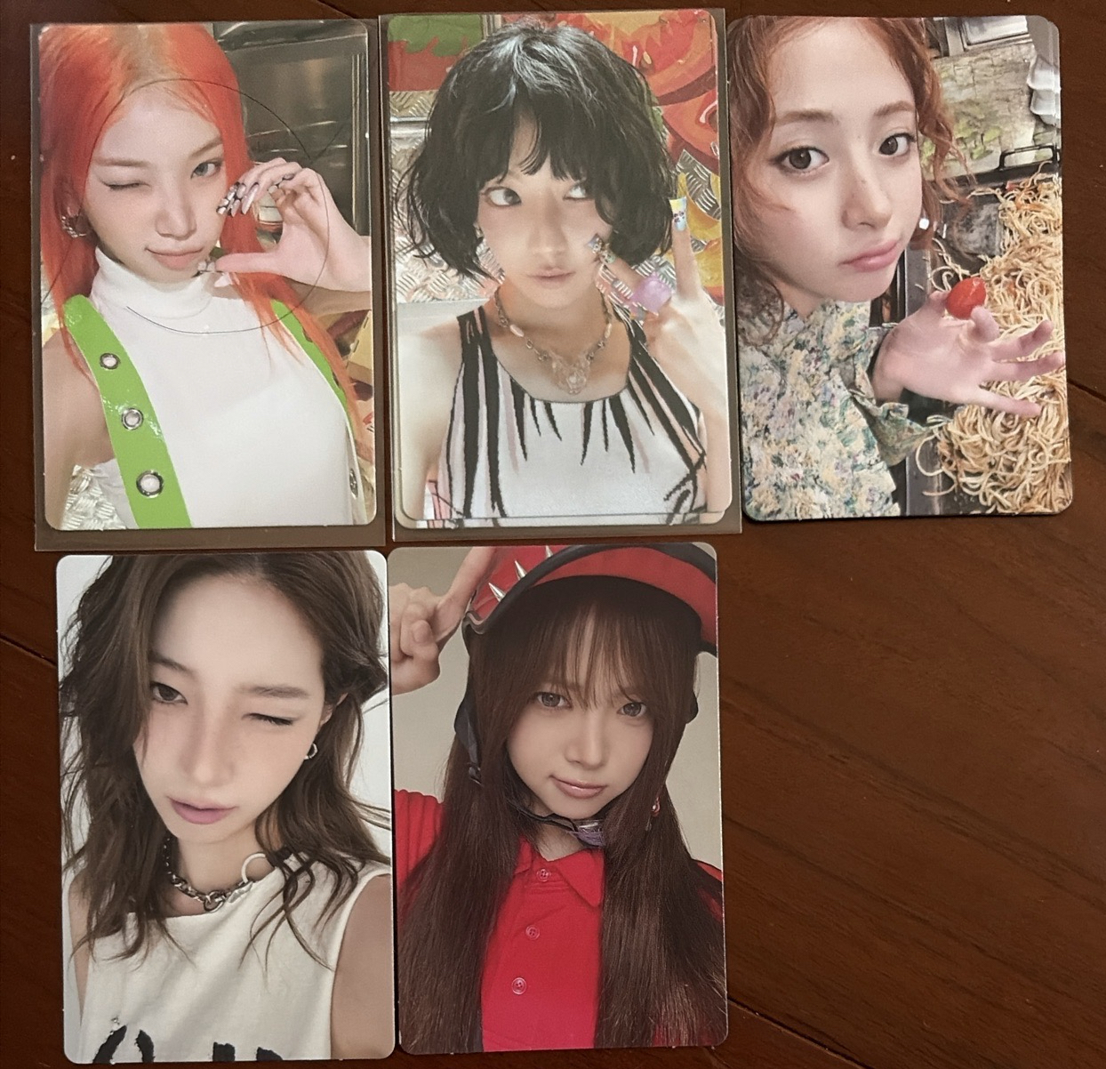 LE SSERAFIM SPAGHETTI 專輯卡 壓力球專卡