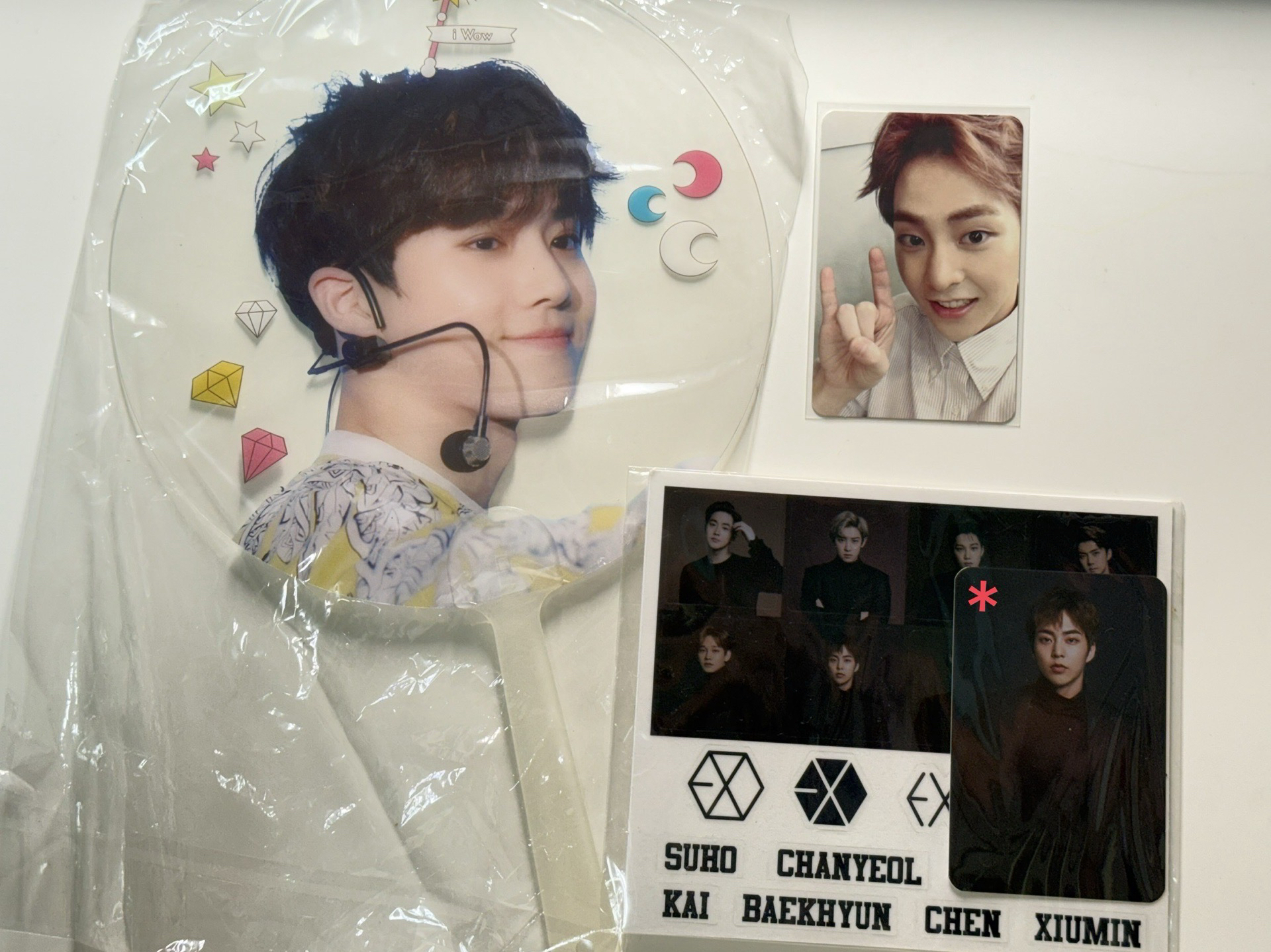 EX’ACT Xiumin 專卡+手燈小卡貼紙 （合售） 買就送勉透扇