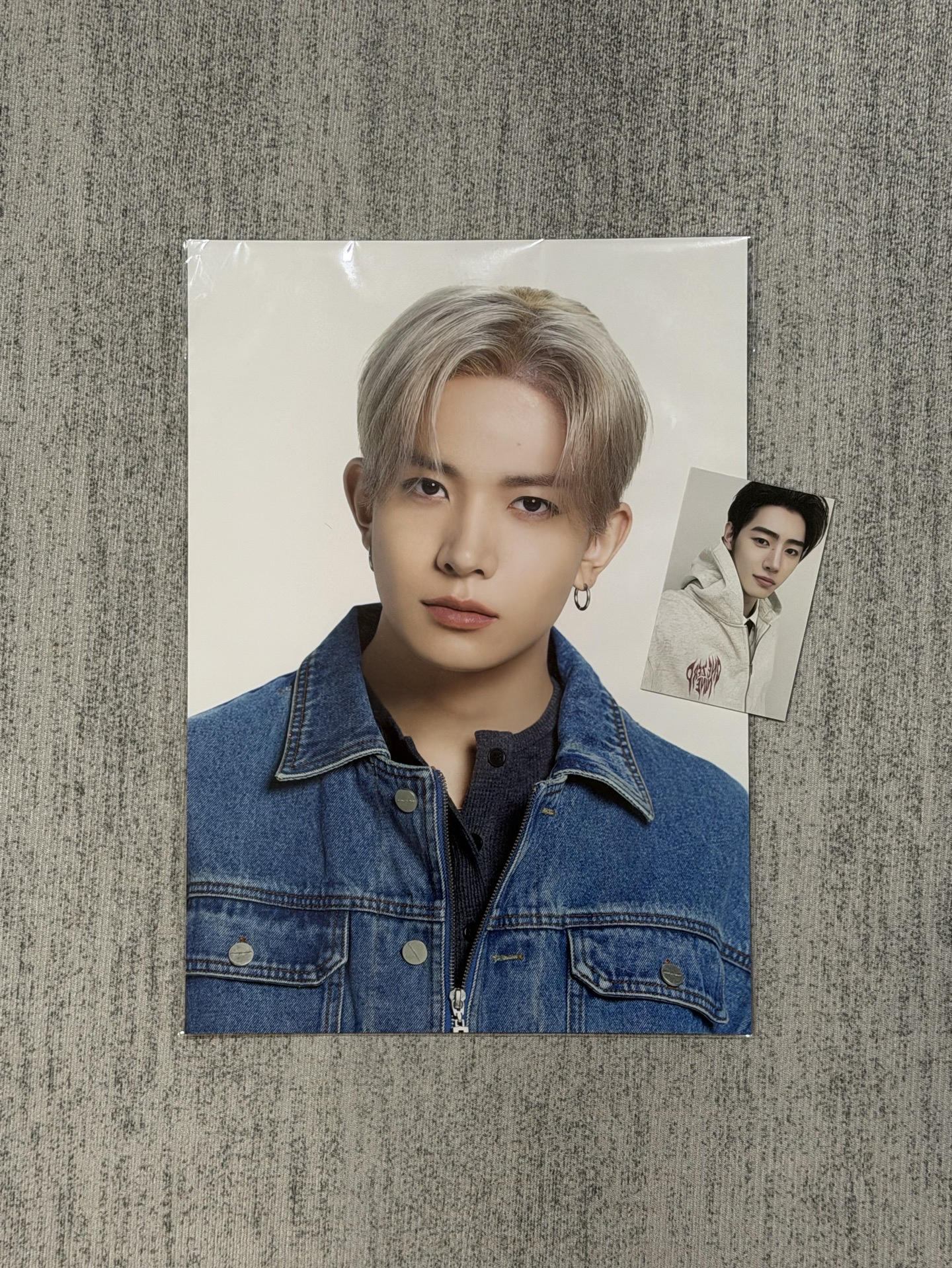 快閃店限定海報+外套卡