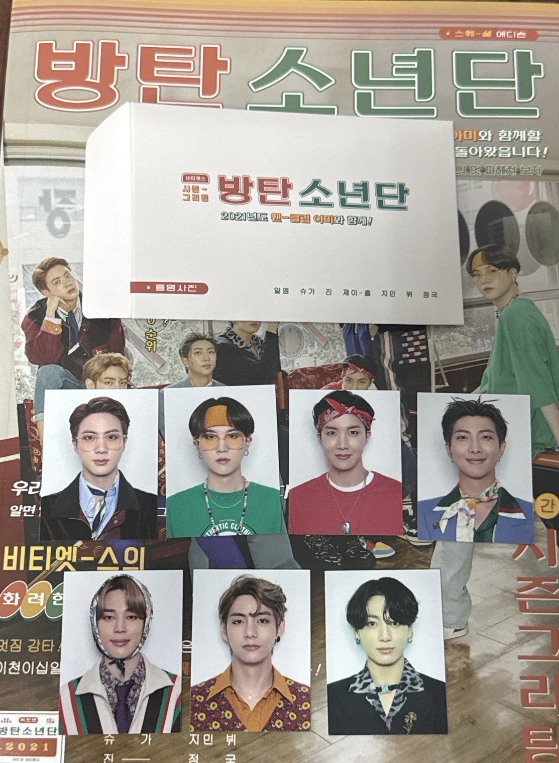 2021季節問候年曆雙面證件照組