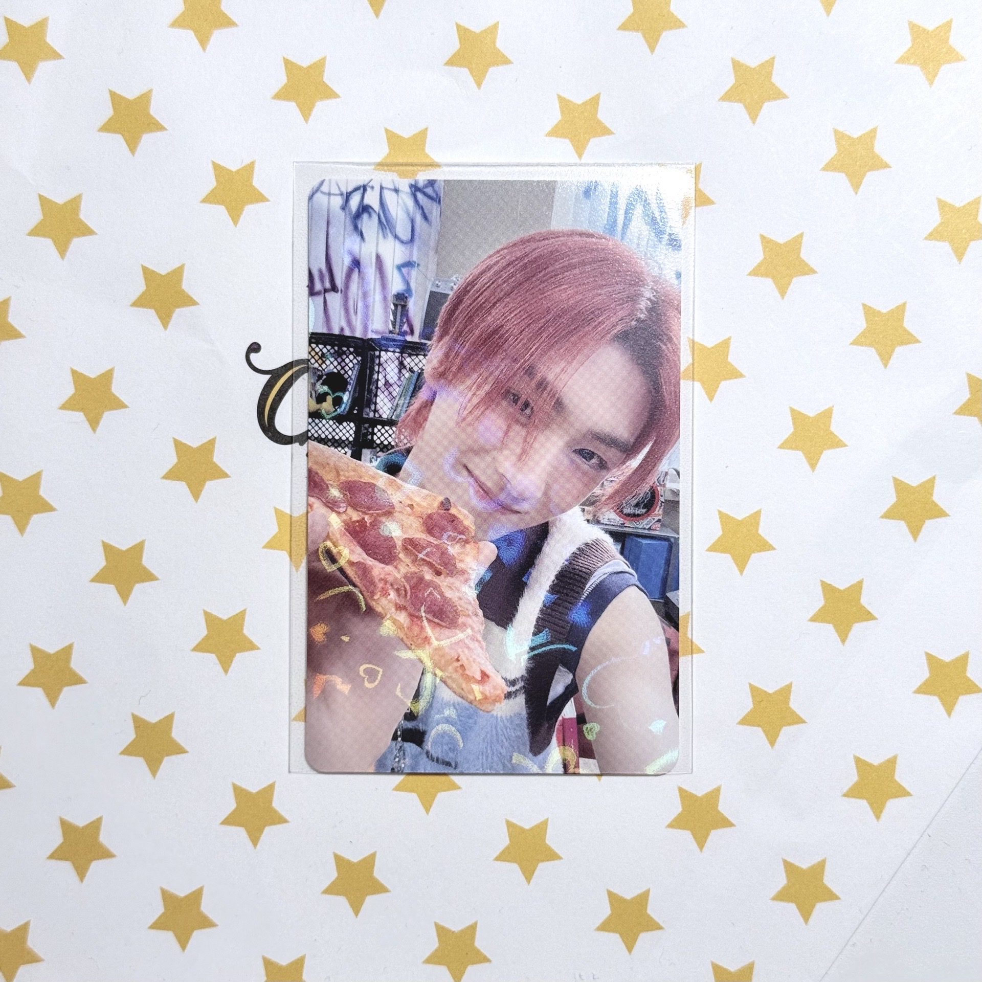 🍥小鼠向你發射愛心與披薩