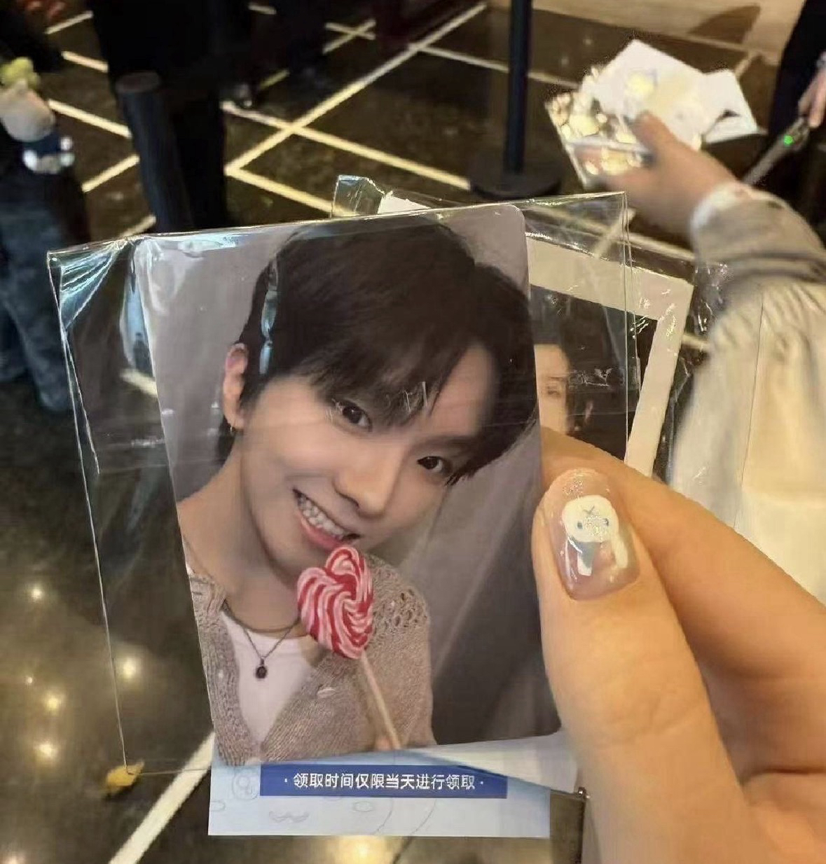 the action yzy廣州線下4.0簽售6