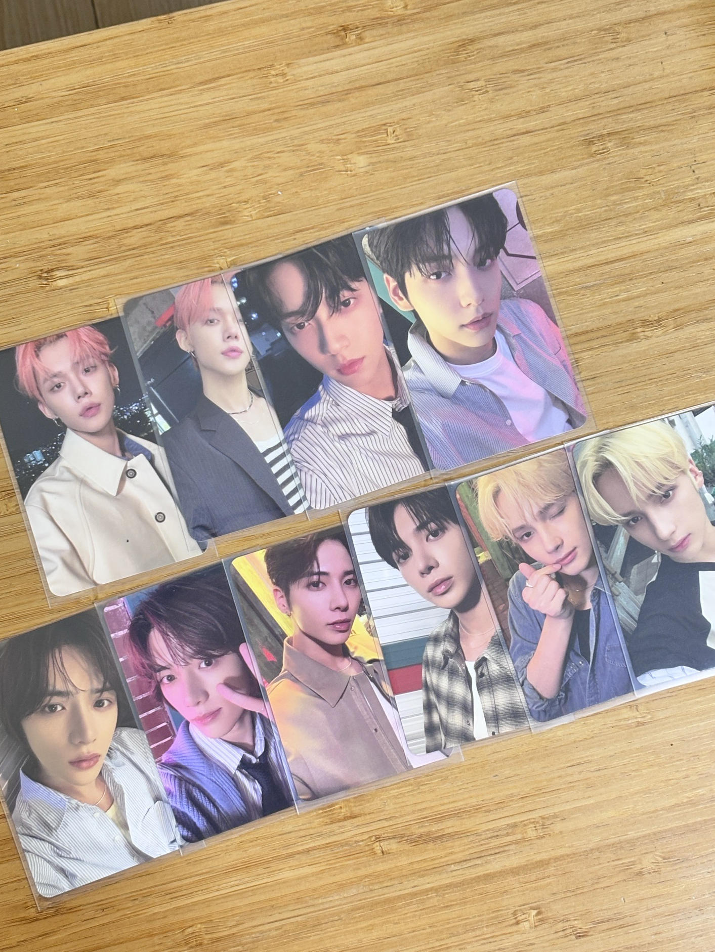 踢叉踢24年曆卡