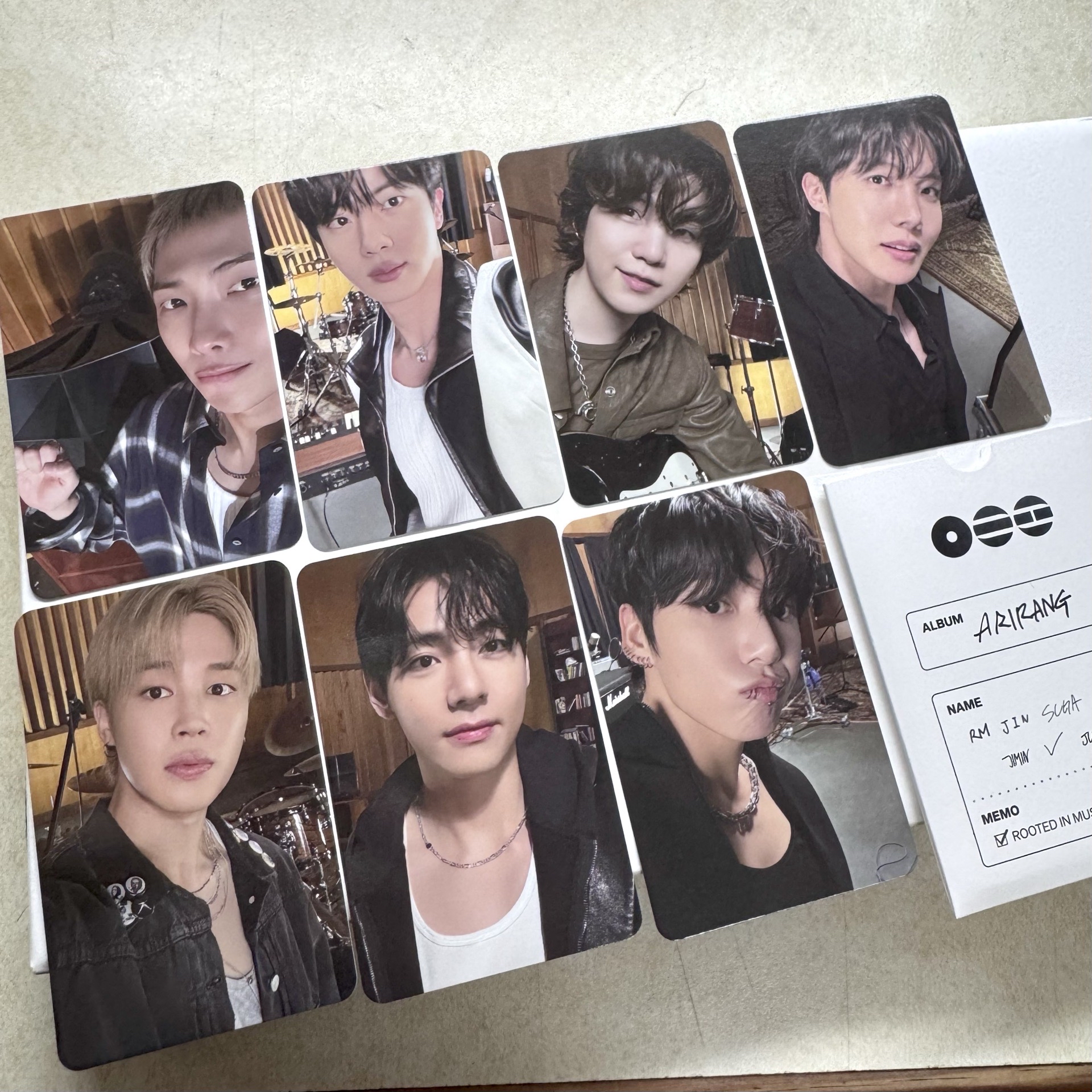 防彈 / 阿里郎 Music ver. 固卡一套