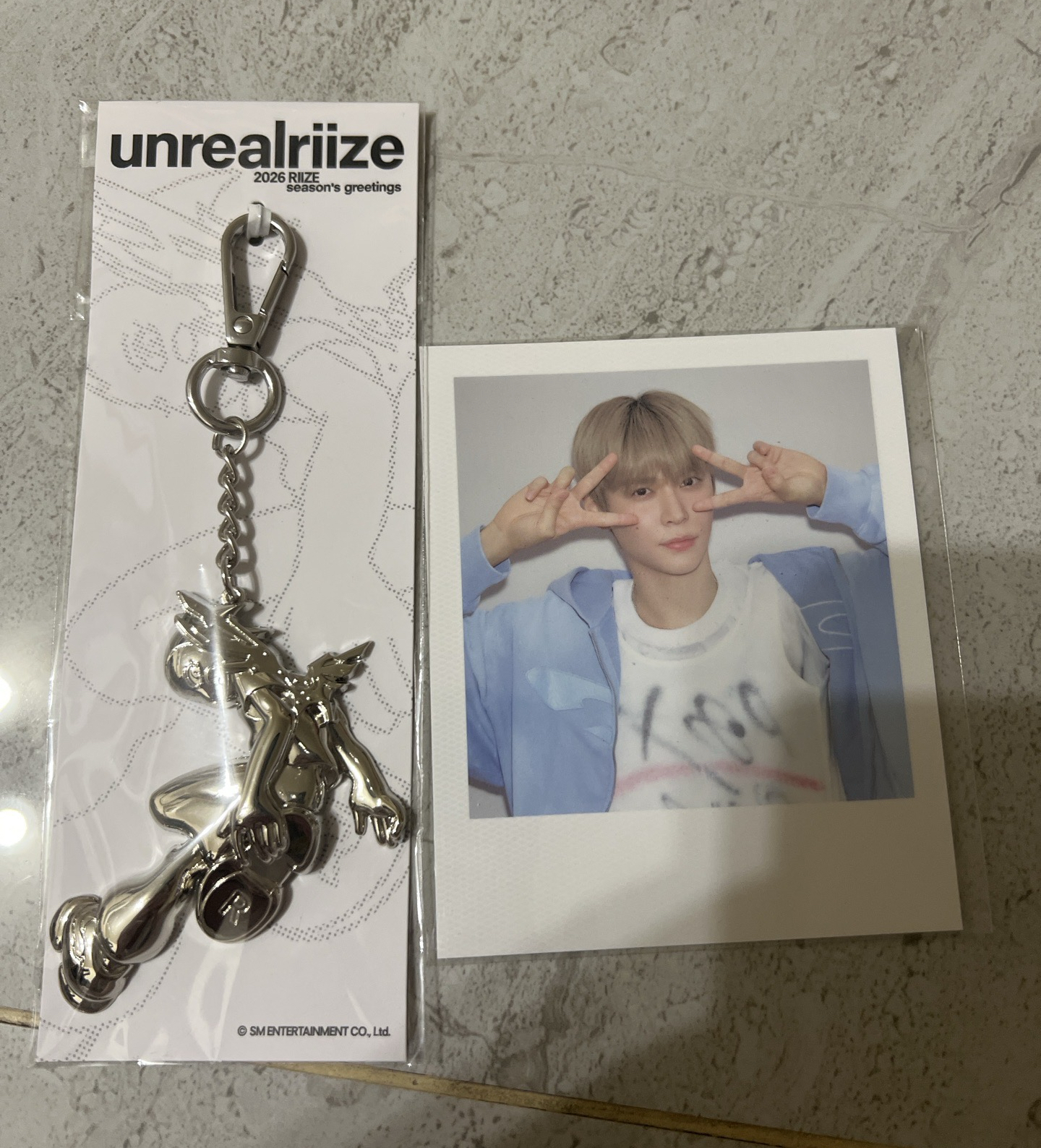 （全新未拆）年曆隨機小卡（은석) + 鑰匙圈
