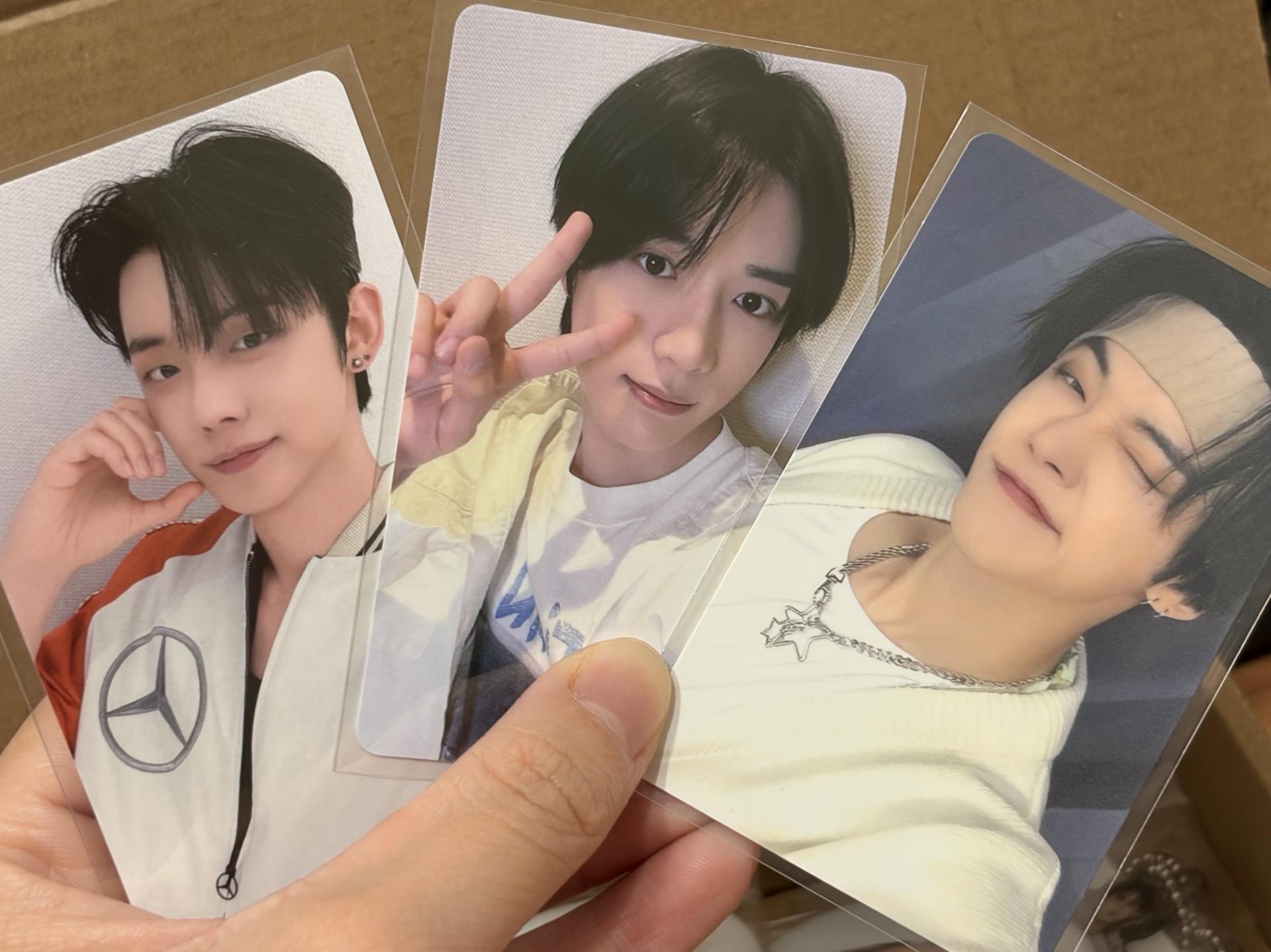 竣圭中背加瞇眼竣🫳