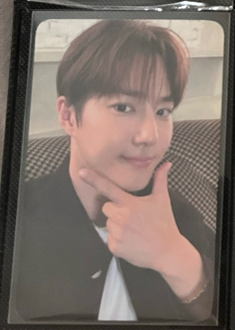 Reverxe 小卡SUHO金俊勉