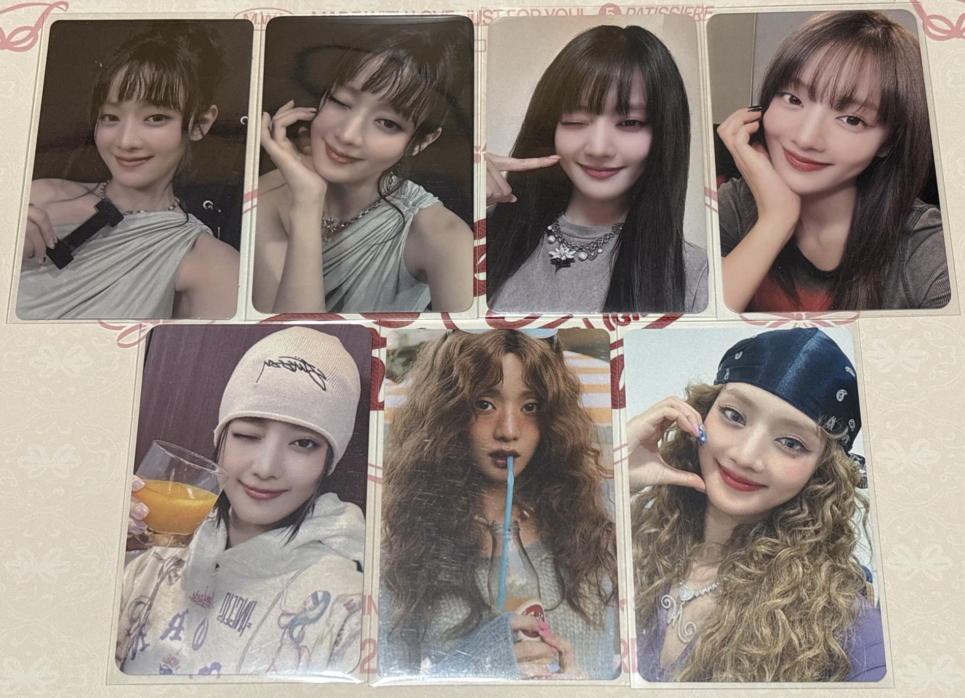 特別版吊飾含卡 妮小盤 (娃+15張妮卡)