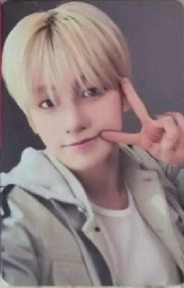 yzy5.0 手繪卡背 志薫