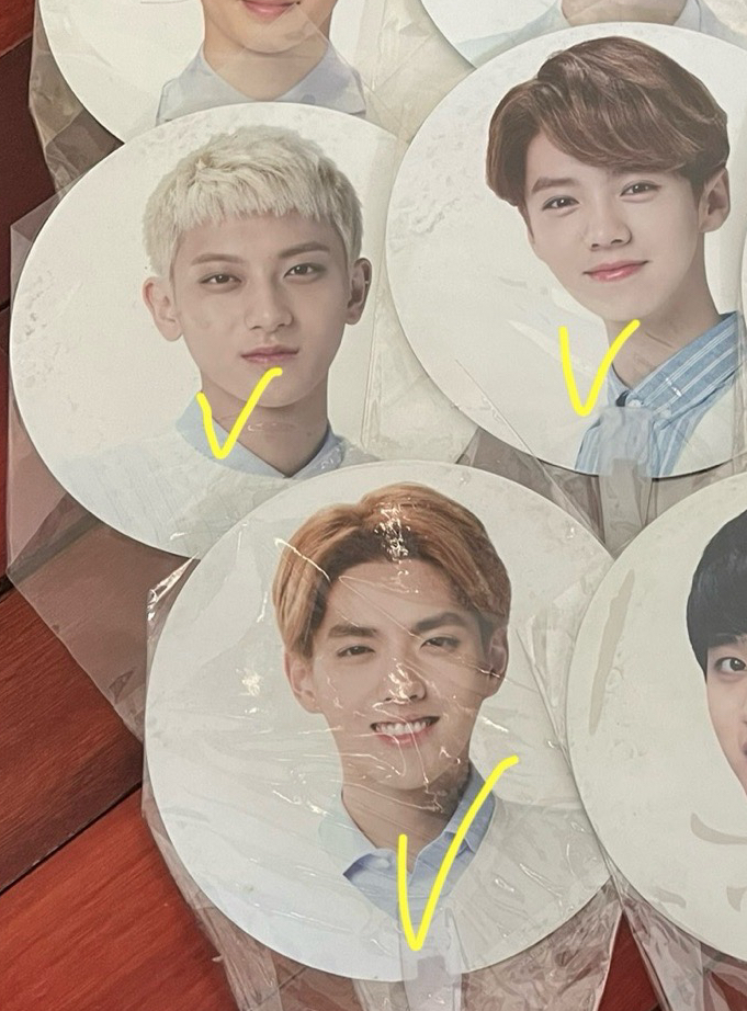 （送）金俊勉SUHO 鹿晗 黃子韜 吳亦凡 小卡 扇子