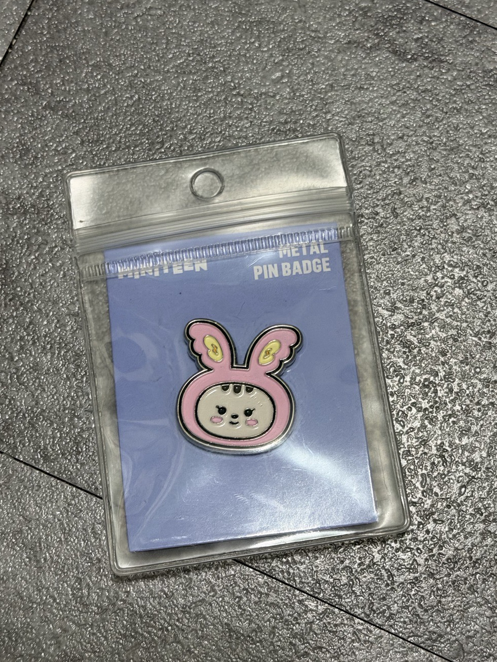 MINITEEN JJONGTORAM 胸針