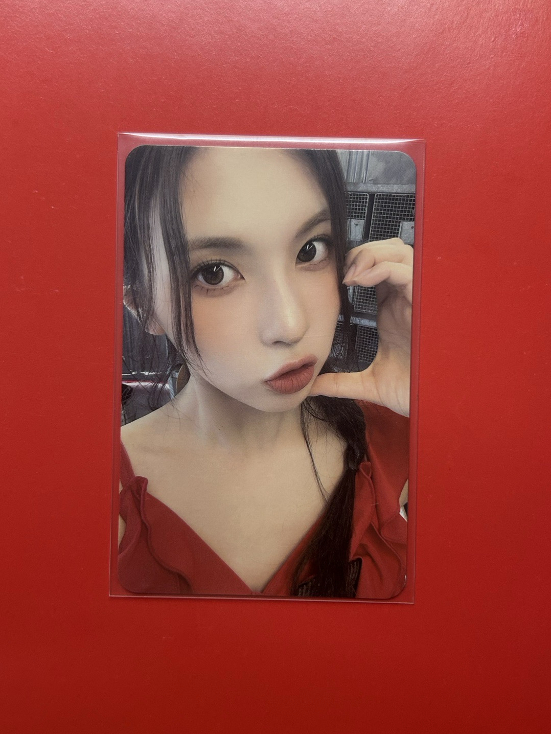 NMIXX 紅衣比心裴