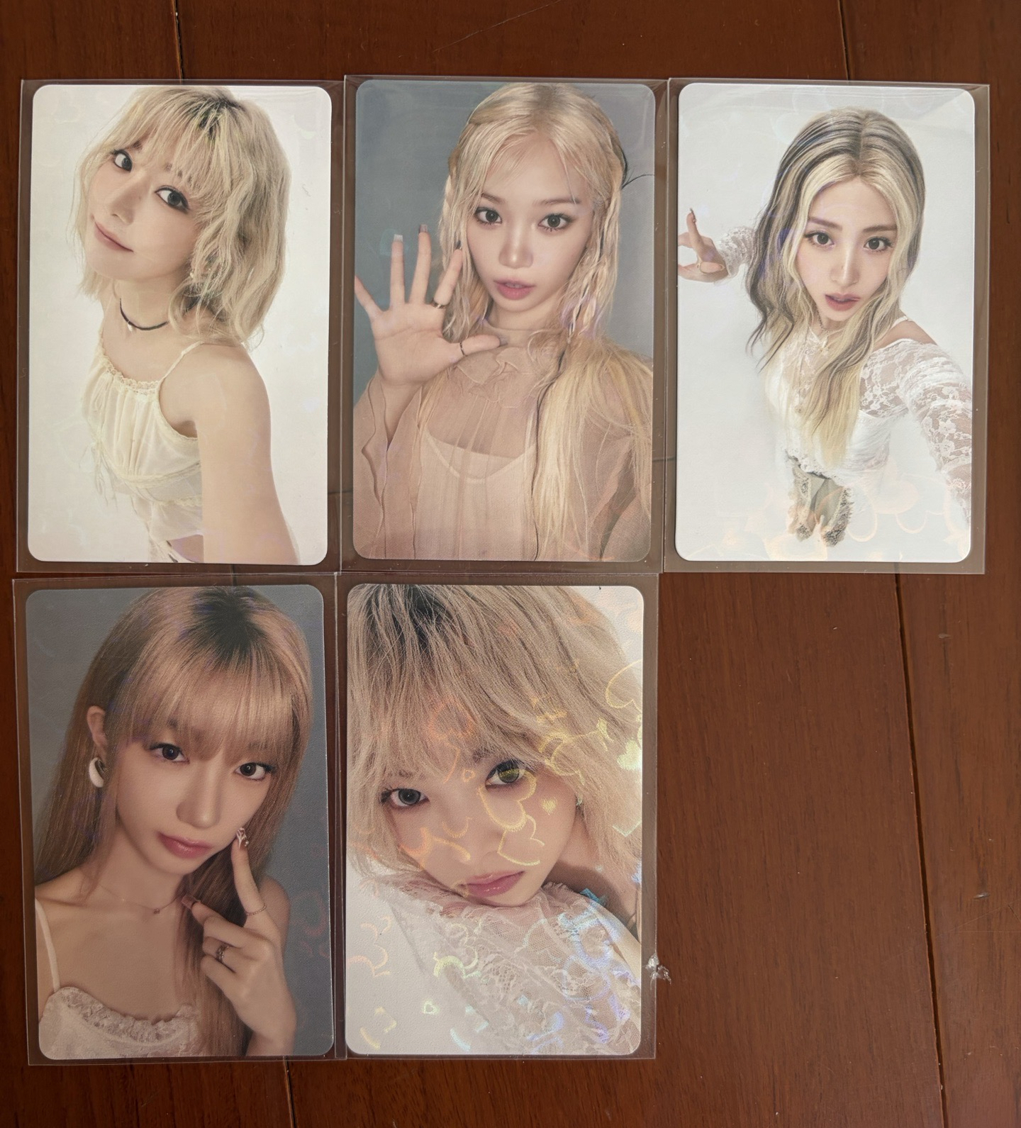 LE SSERAFIM HOT 日咖 特典卡 單封預售特典