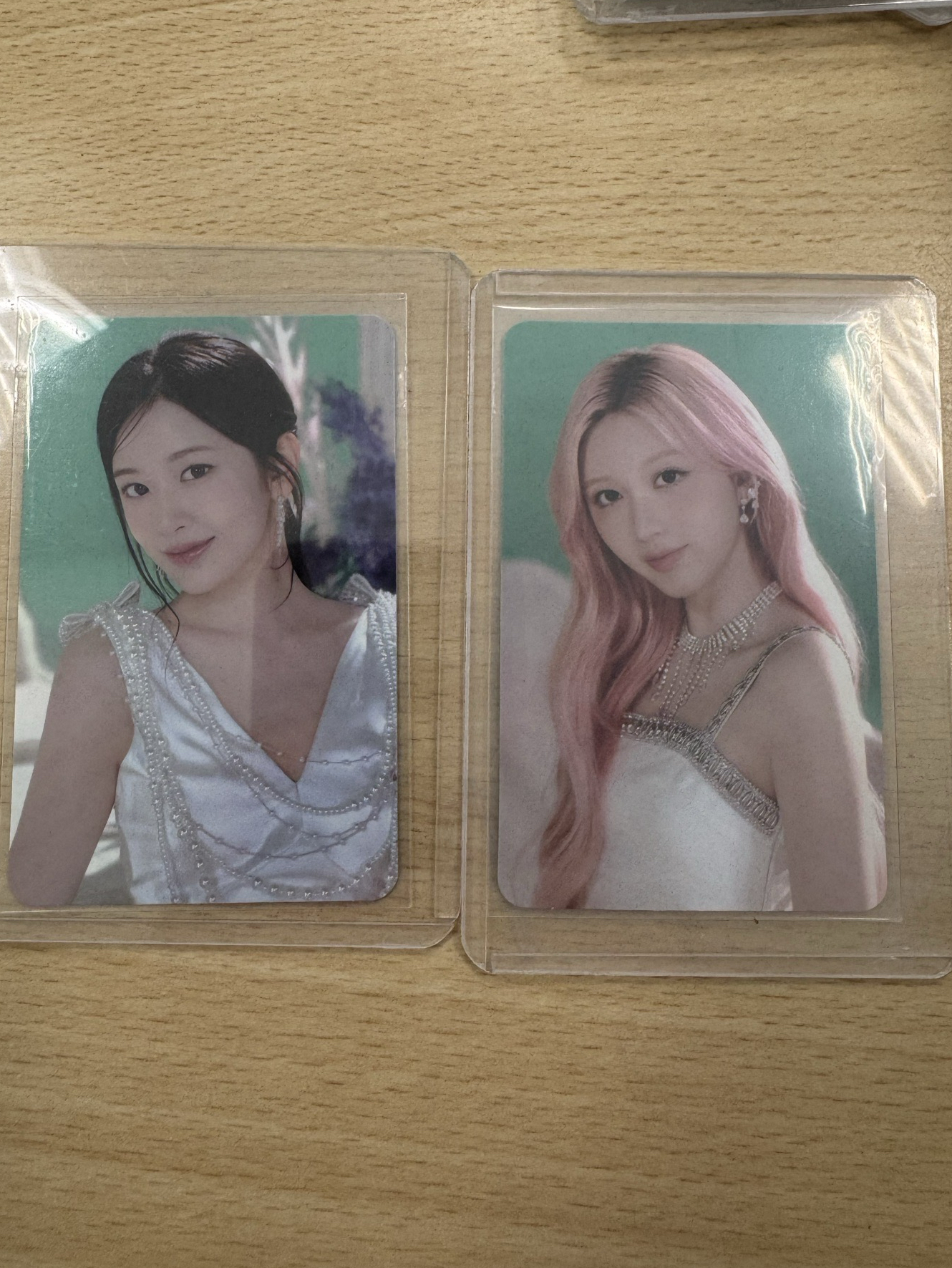 俞真+秋天禮服官拍