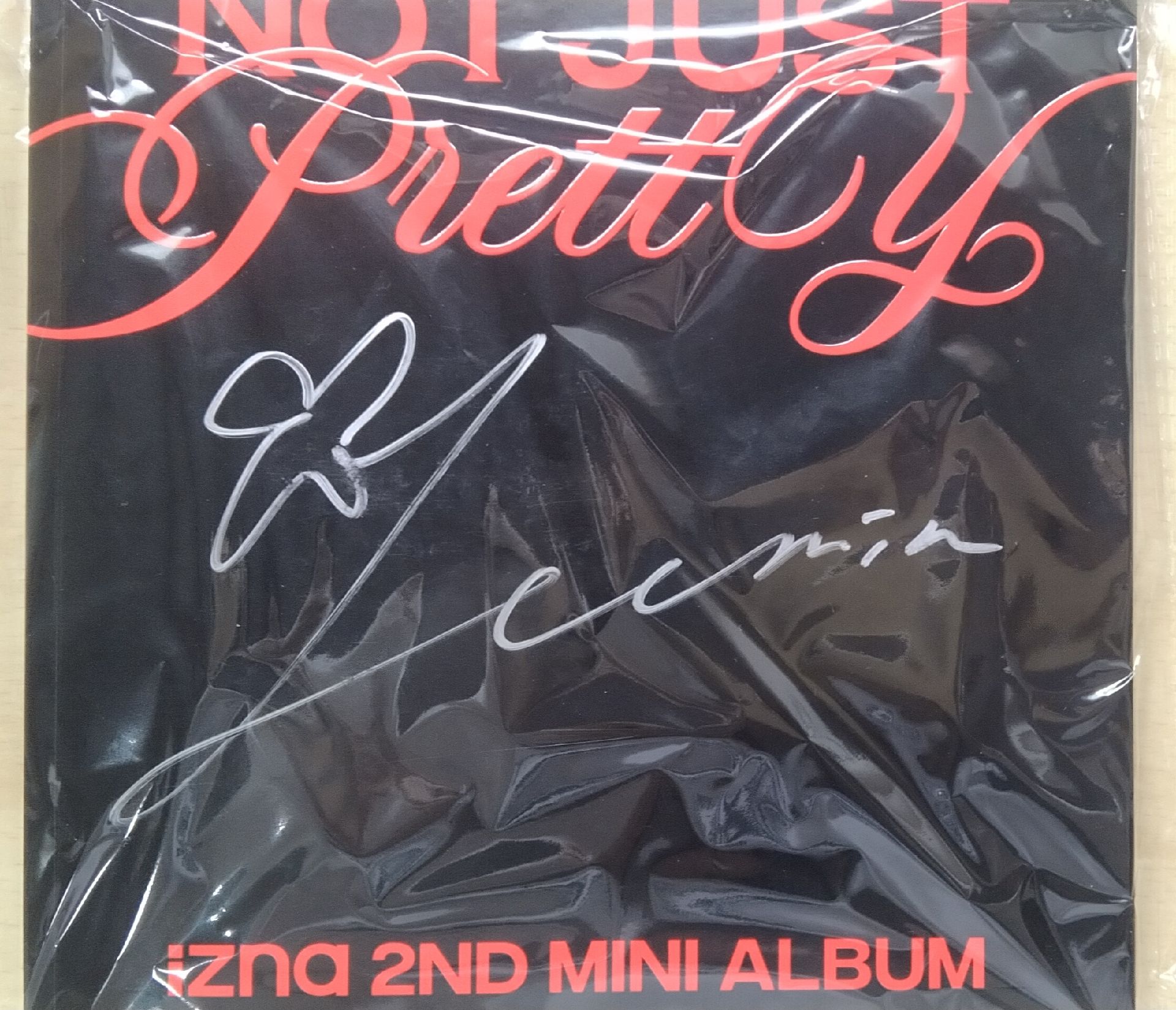 NOT JUST PRETTY Jeemin 親簽