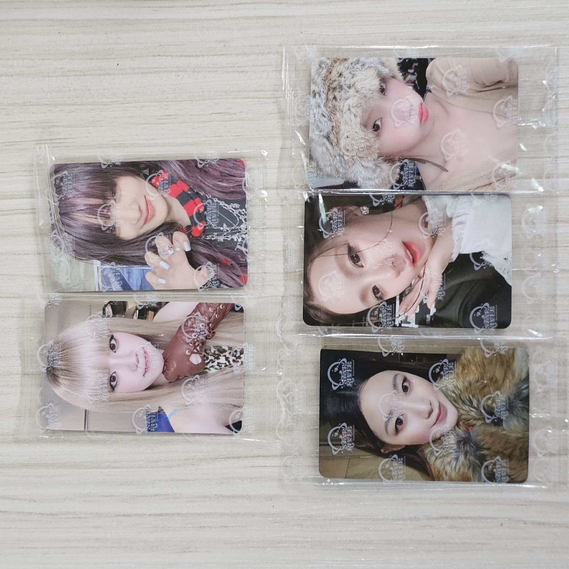 *一元起標活動*I-DLE 星河1.0 一套