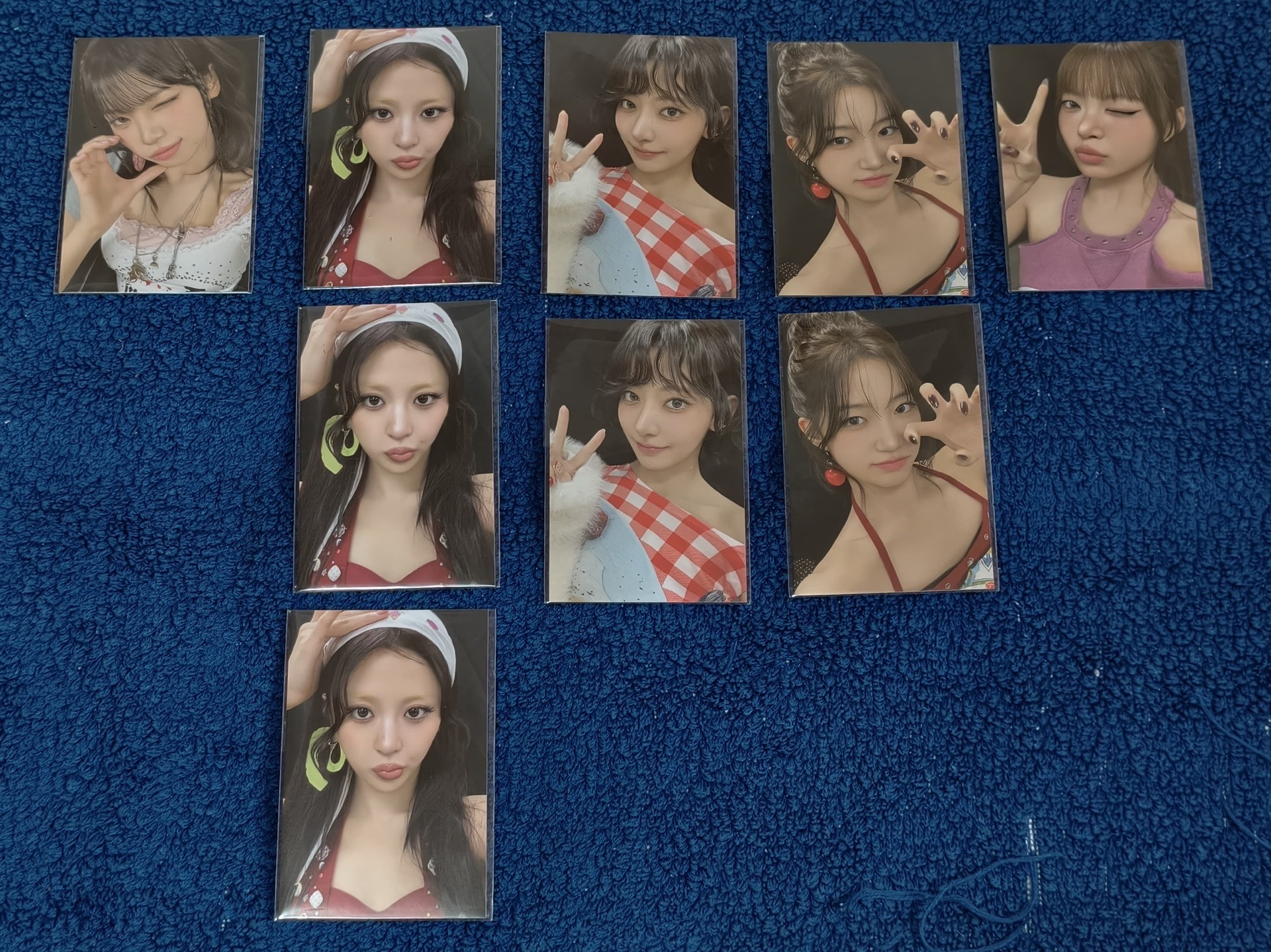 Lesserafim 滿額卡