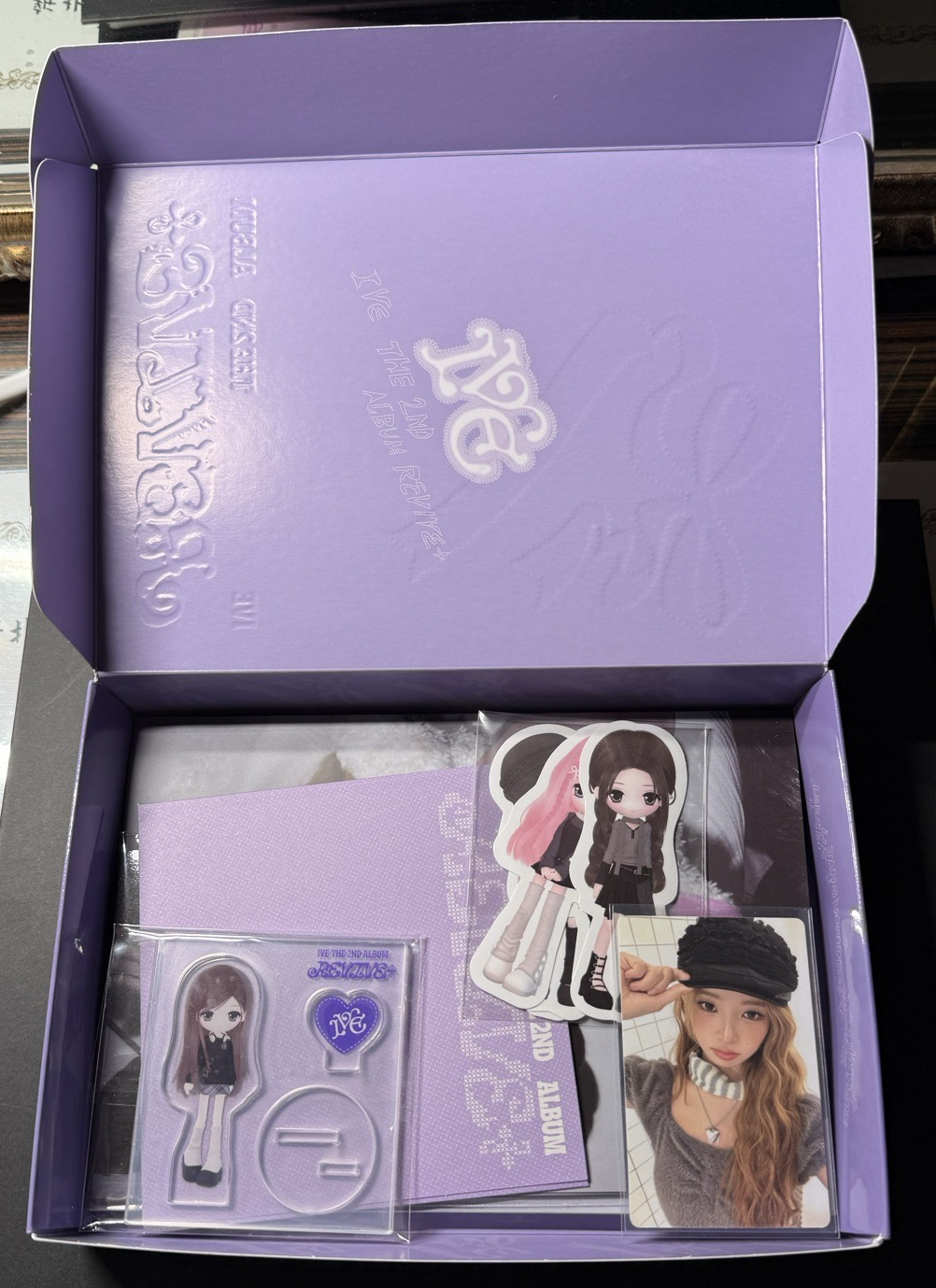 loved ive 怜卡+瑞牌