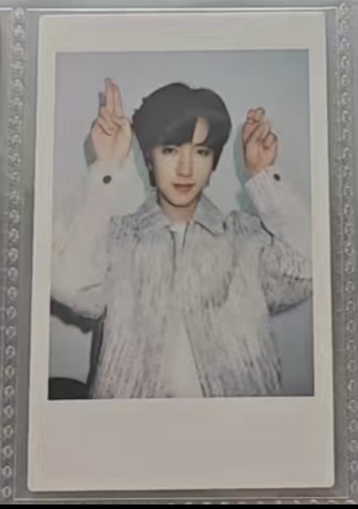 賀團團卡拍立得