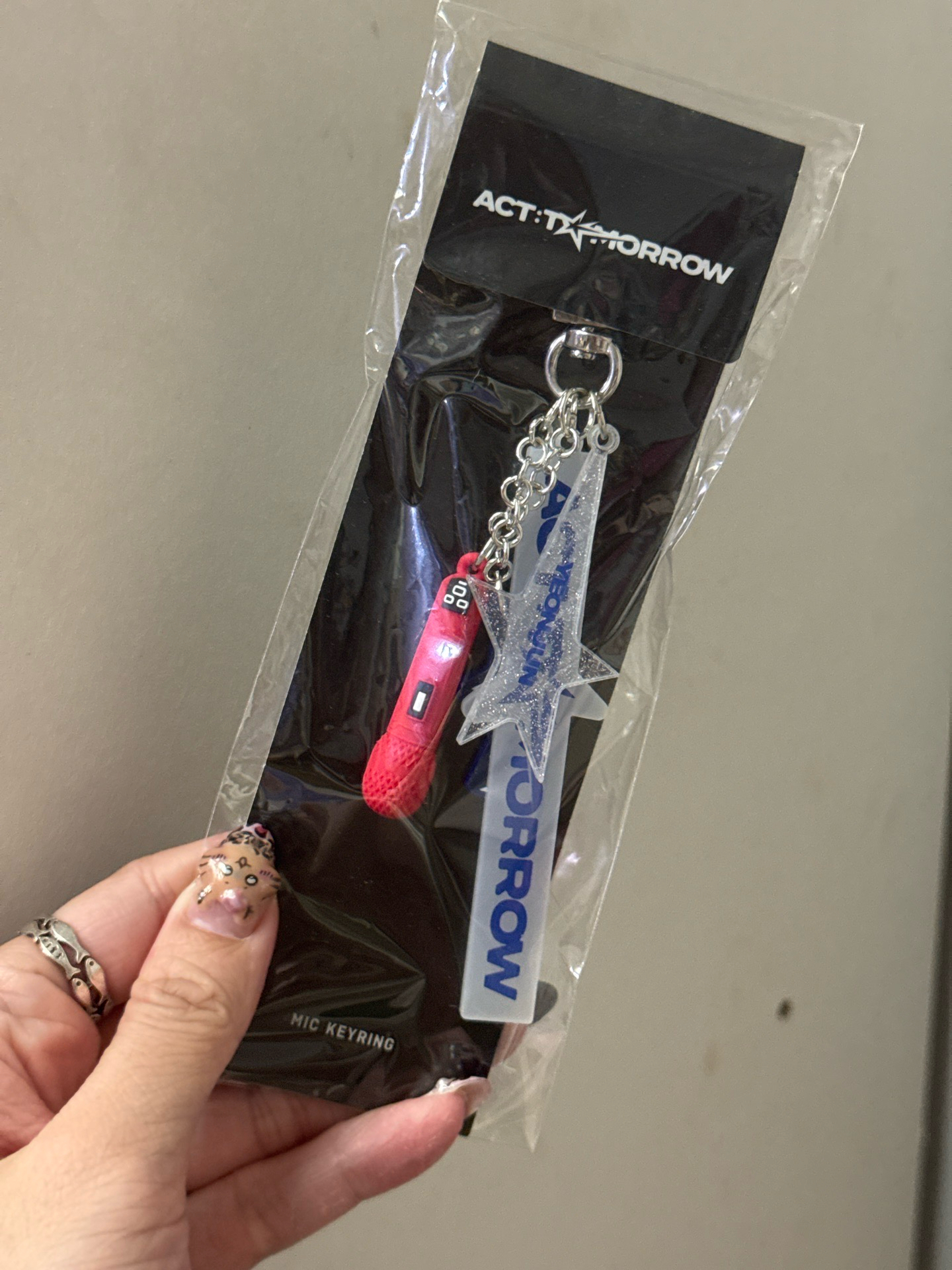 25’巡迴 鑰匙圈吊飾 麥克風吊飾竣🦊