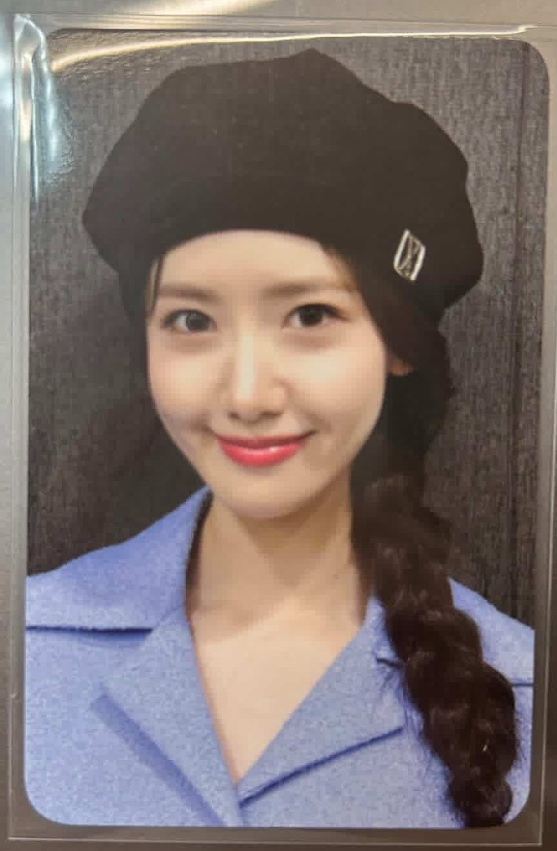 ㄴ 代友出｜Yoona 17週年 周邊娃娃裝飾卡