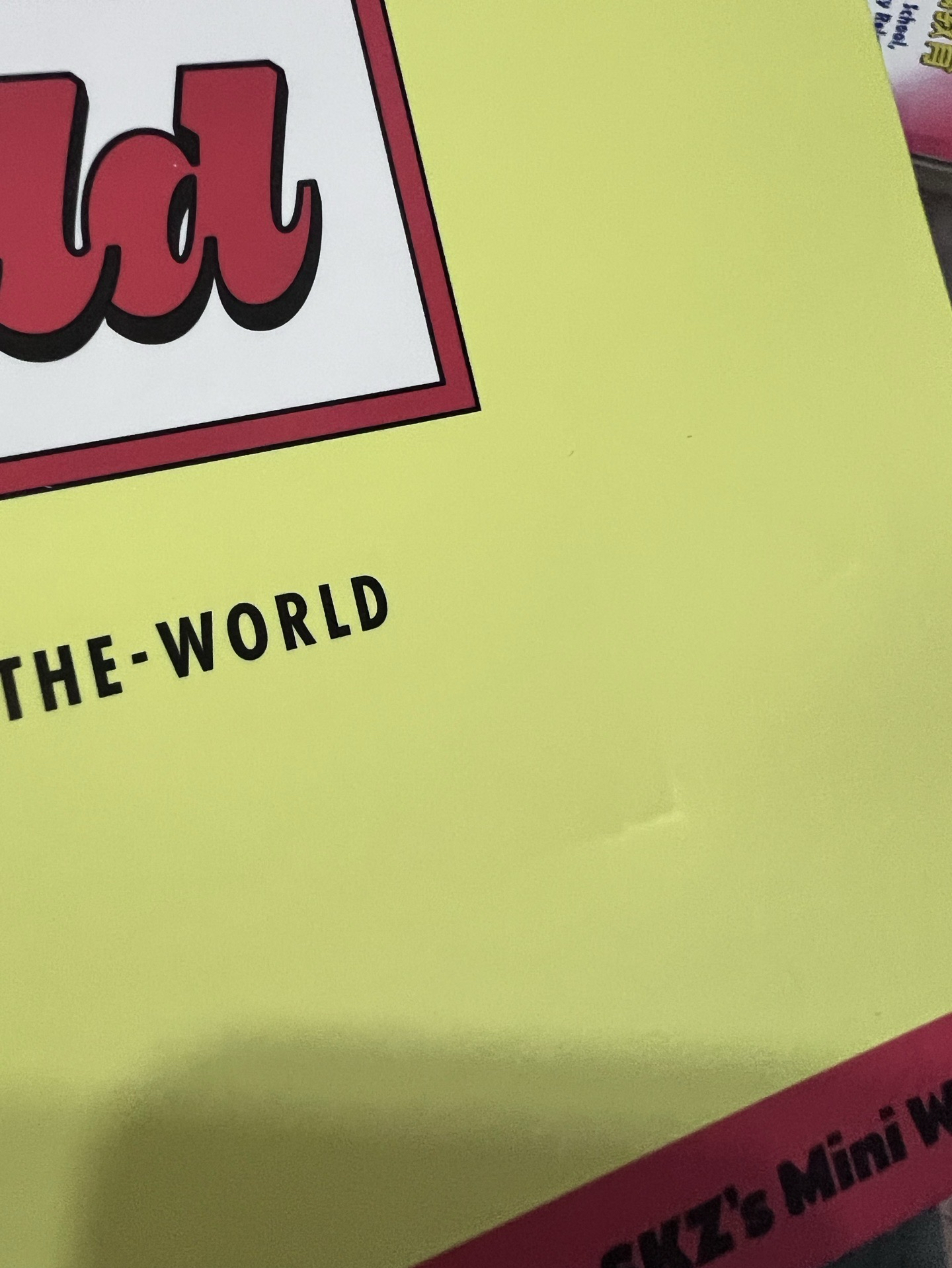 Stray kids 23 年曆菲彬組