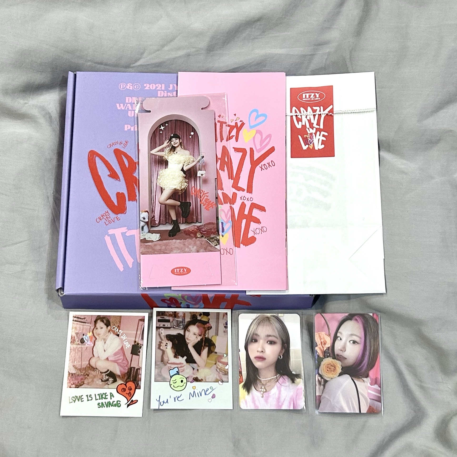 CRAZY IN LOVE 專輯 Photobook ver. Yuna 有娜版 全專