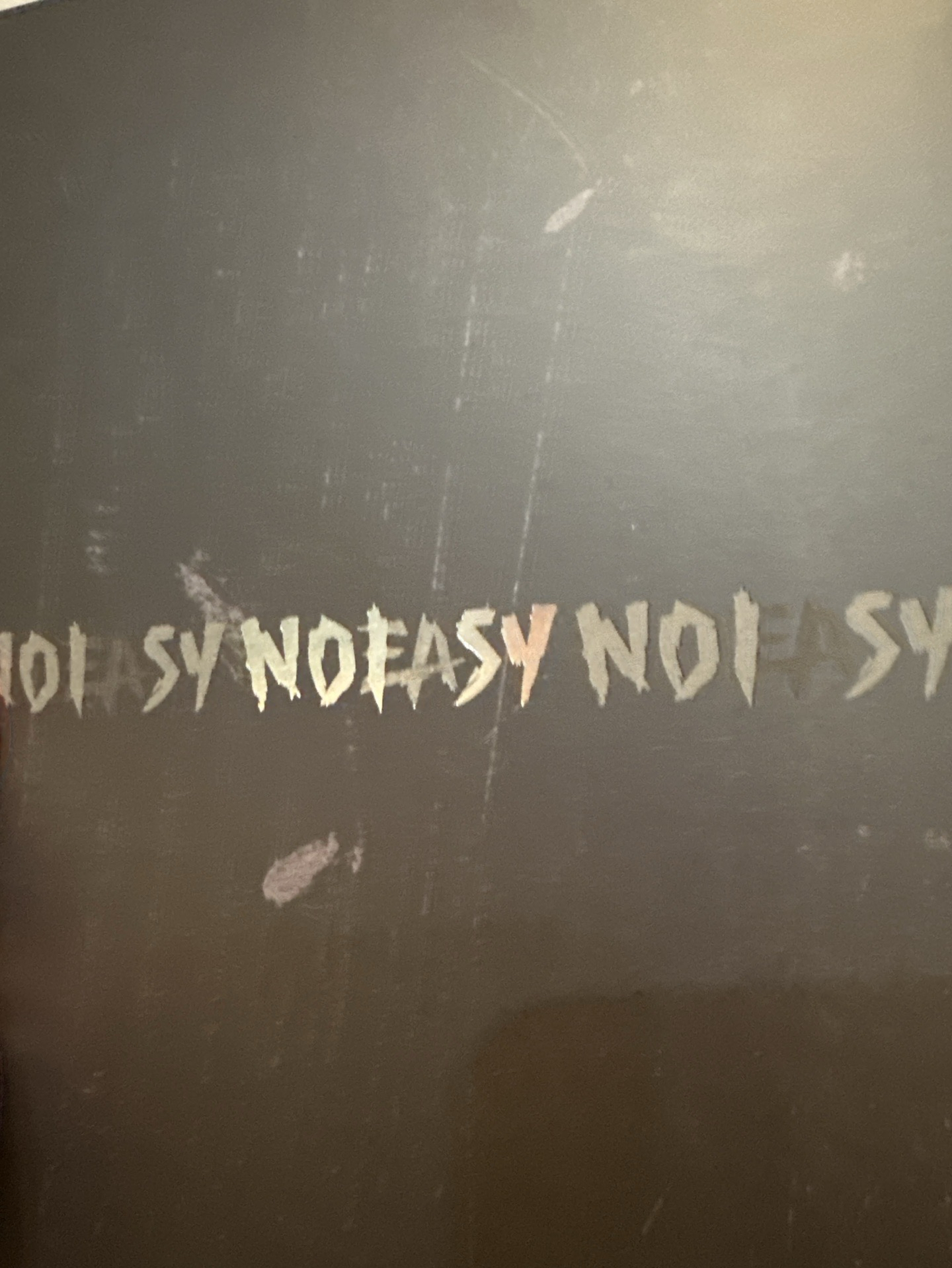 noeasy限量版（寫真、CD、歌詞本）