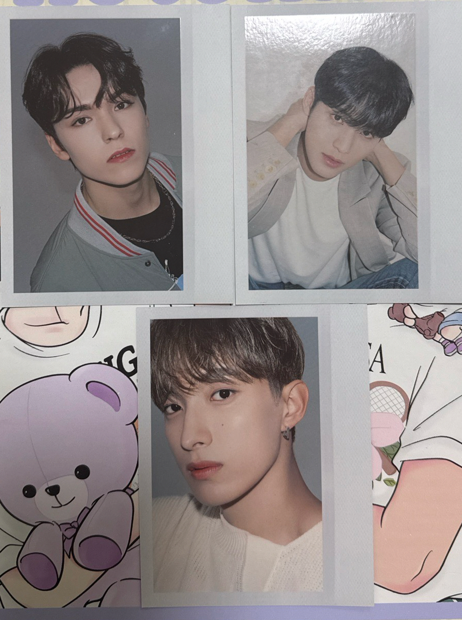 奎/碩/率 2022年曆拍立得