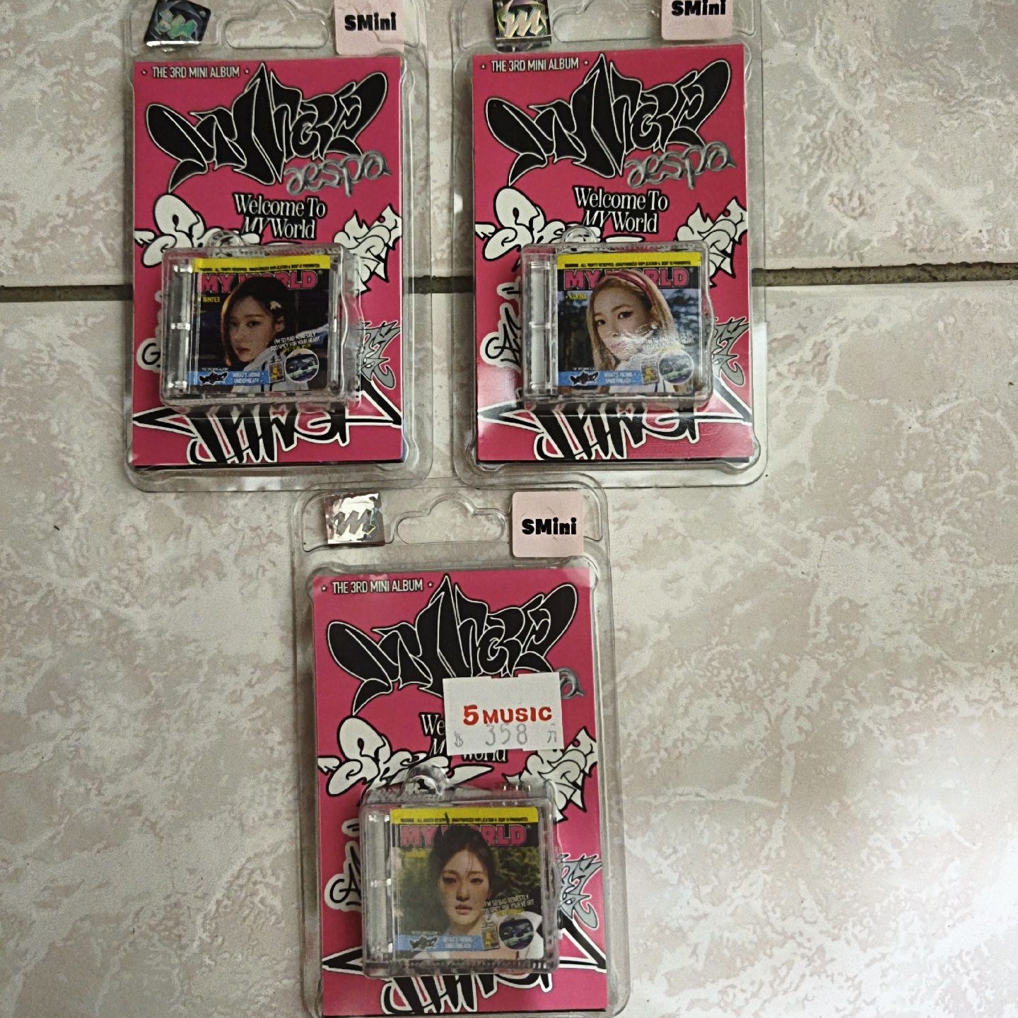 MY WORLD SMini 全新未拆