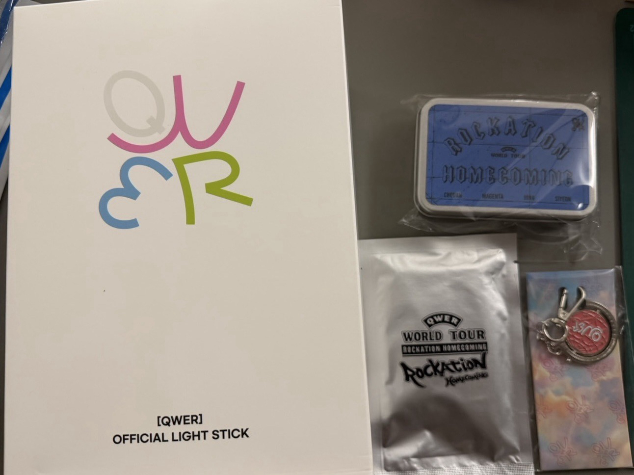 QWER世巡周邊 代友出不拆