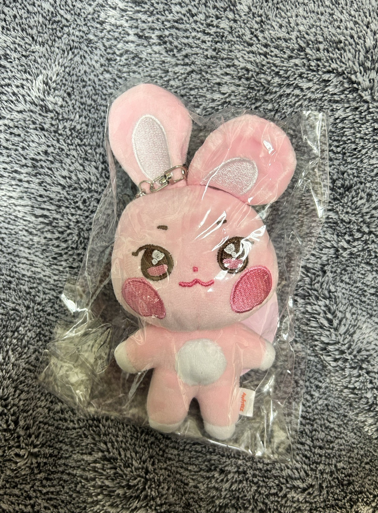 ANITEEZ IN ILLUSION 吊娃 PLUSH KEYRING 原皮娃 咚星