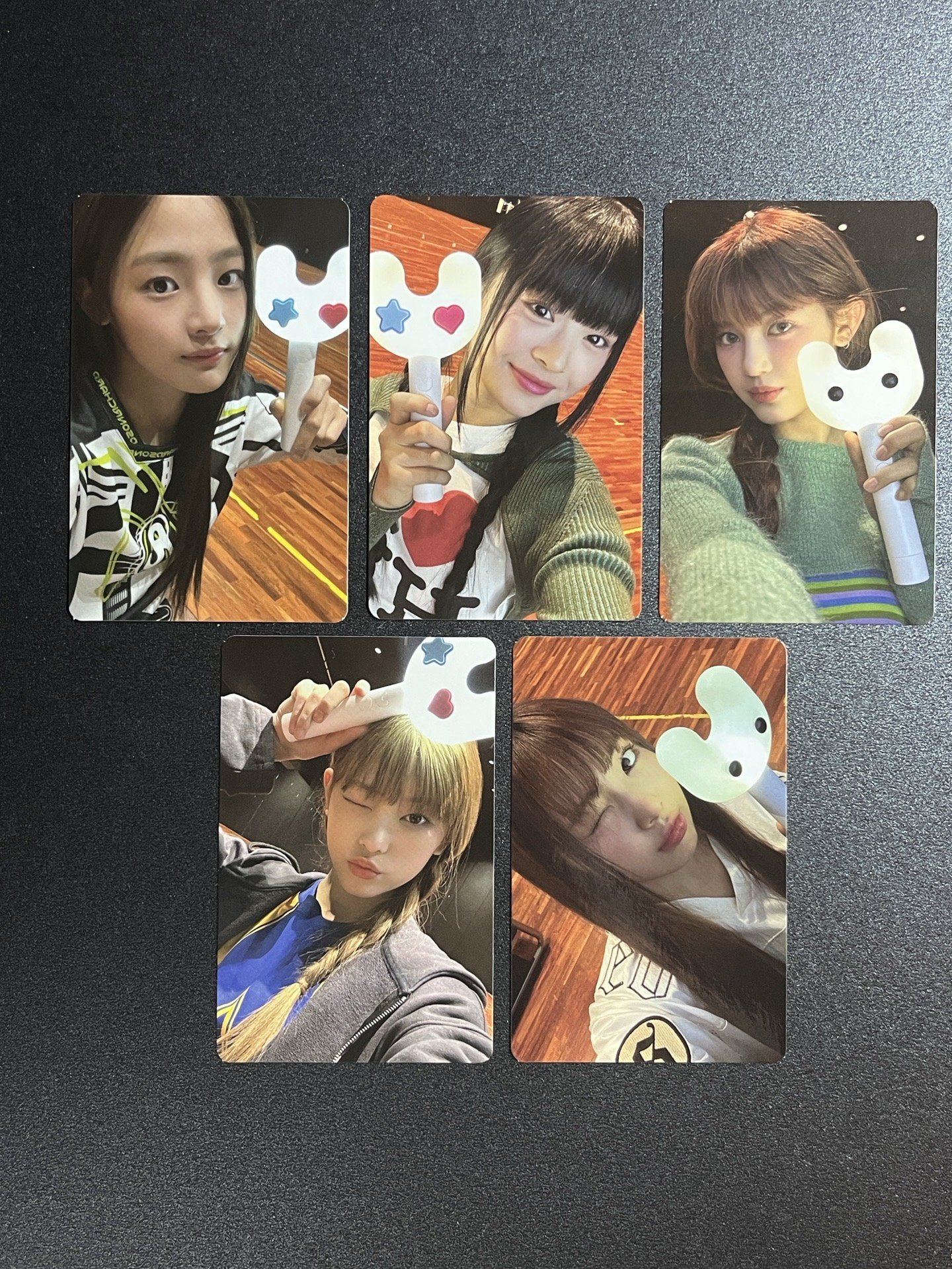 🩶🖤NewJeans｜手燈卡