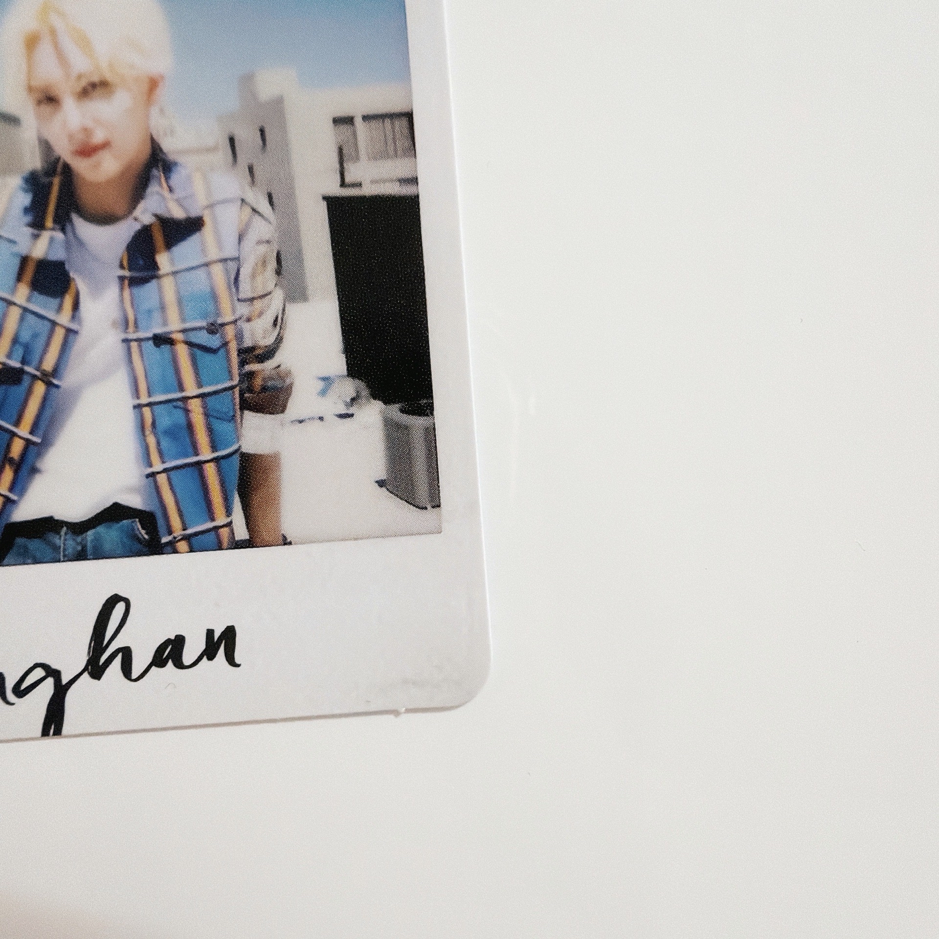 MINI4 ALONE 01 ver. 專卡 漢（綁💎50元）