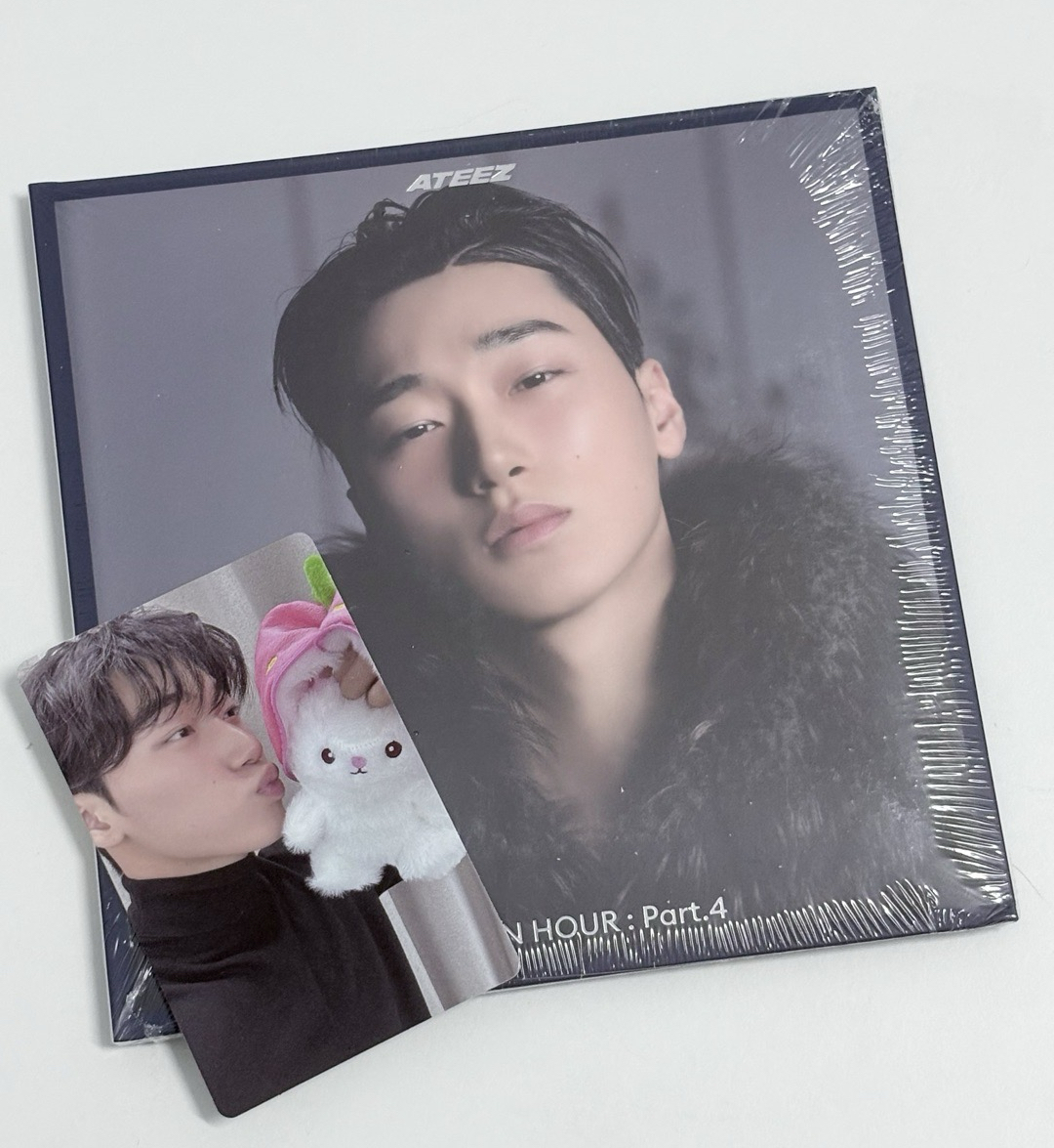 🍓🐰草莓兔兔傘+傘單封+🦭BR簽售卡榮