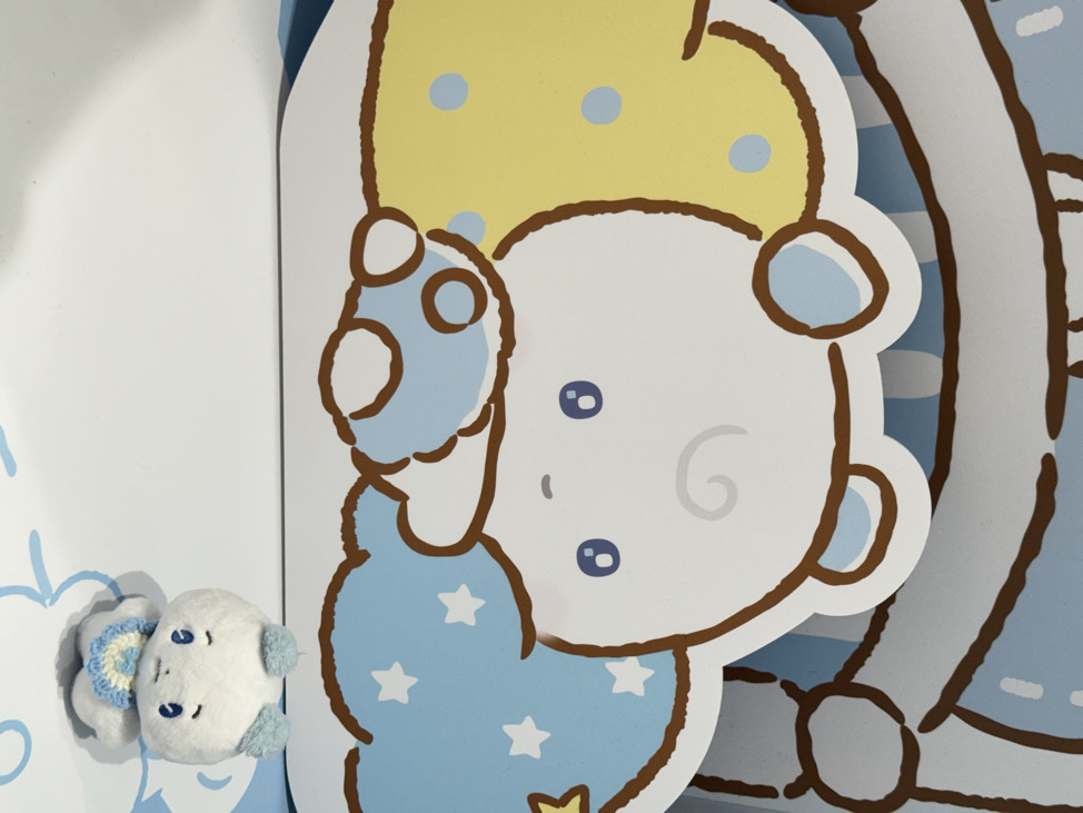 勳尼ς(>‿<.)