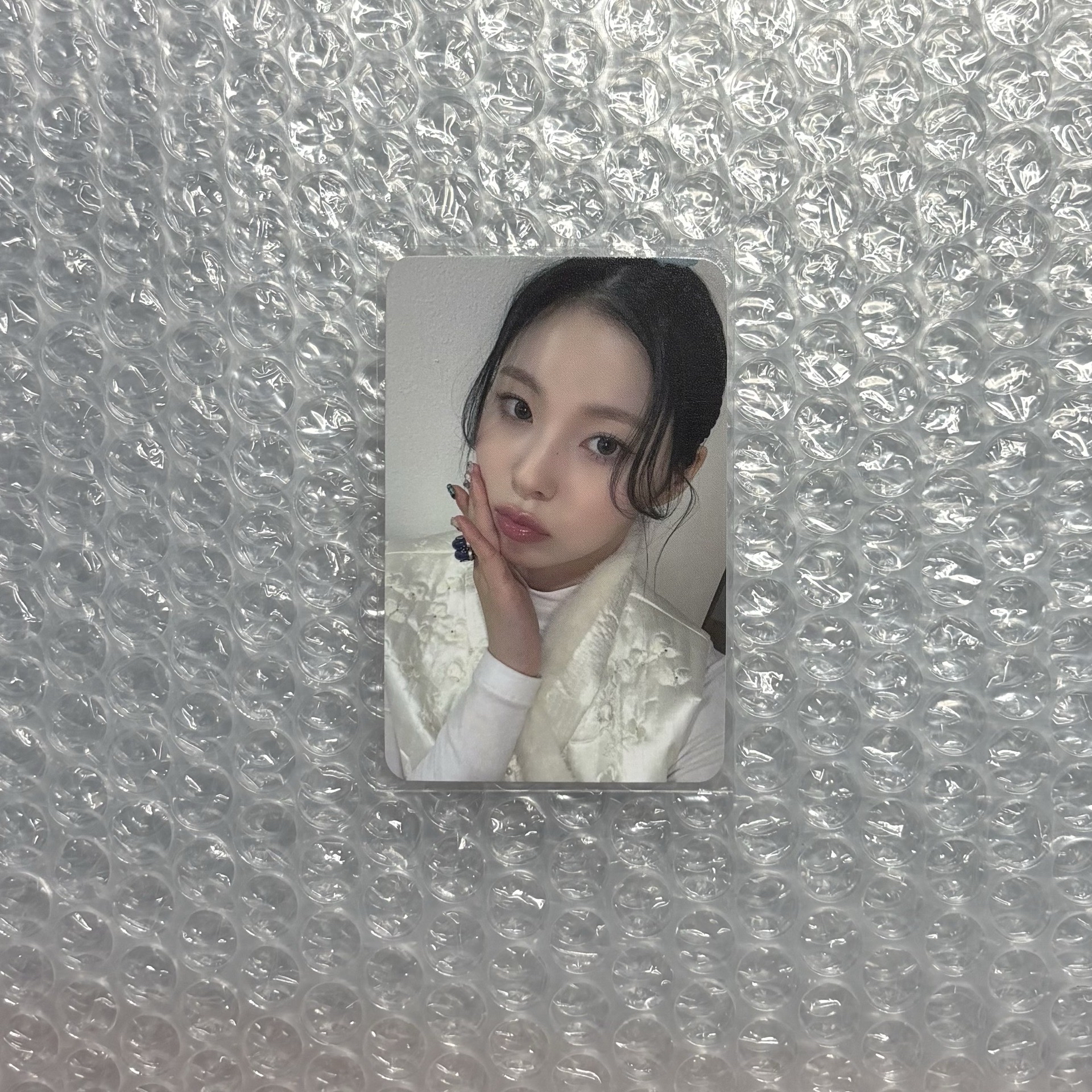 Nmixx Kyujin am幸運卡 韓服圭