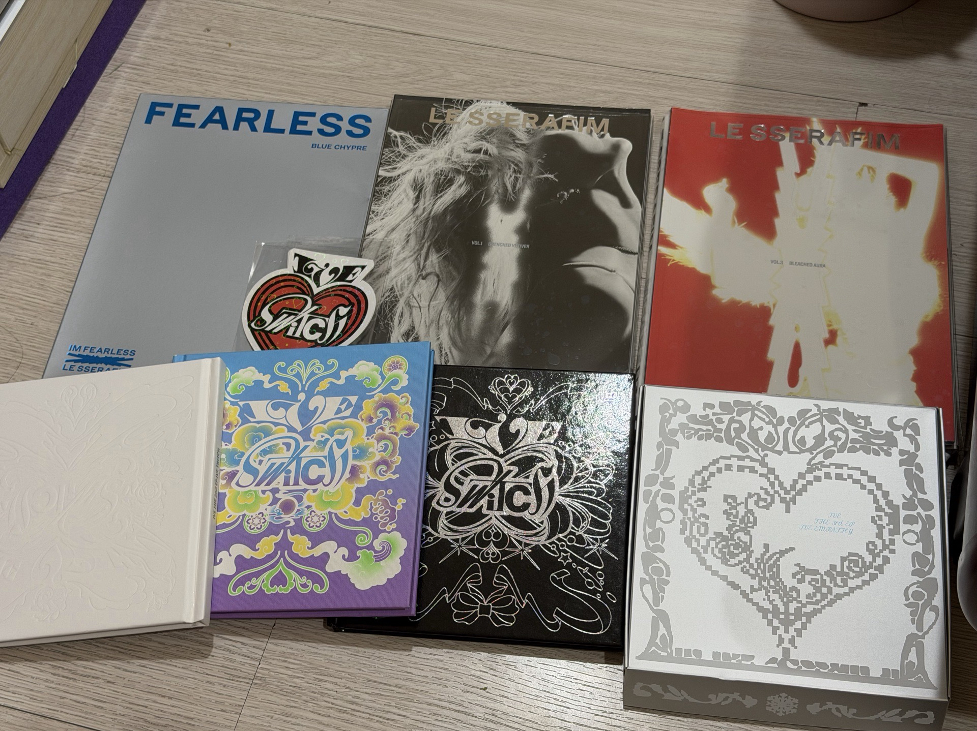 IVE+LESSERAFIM專輯們